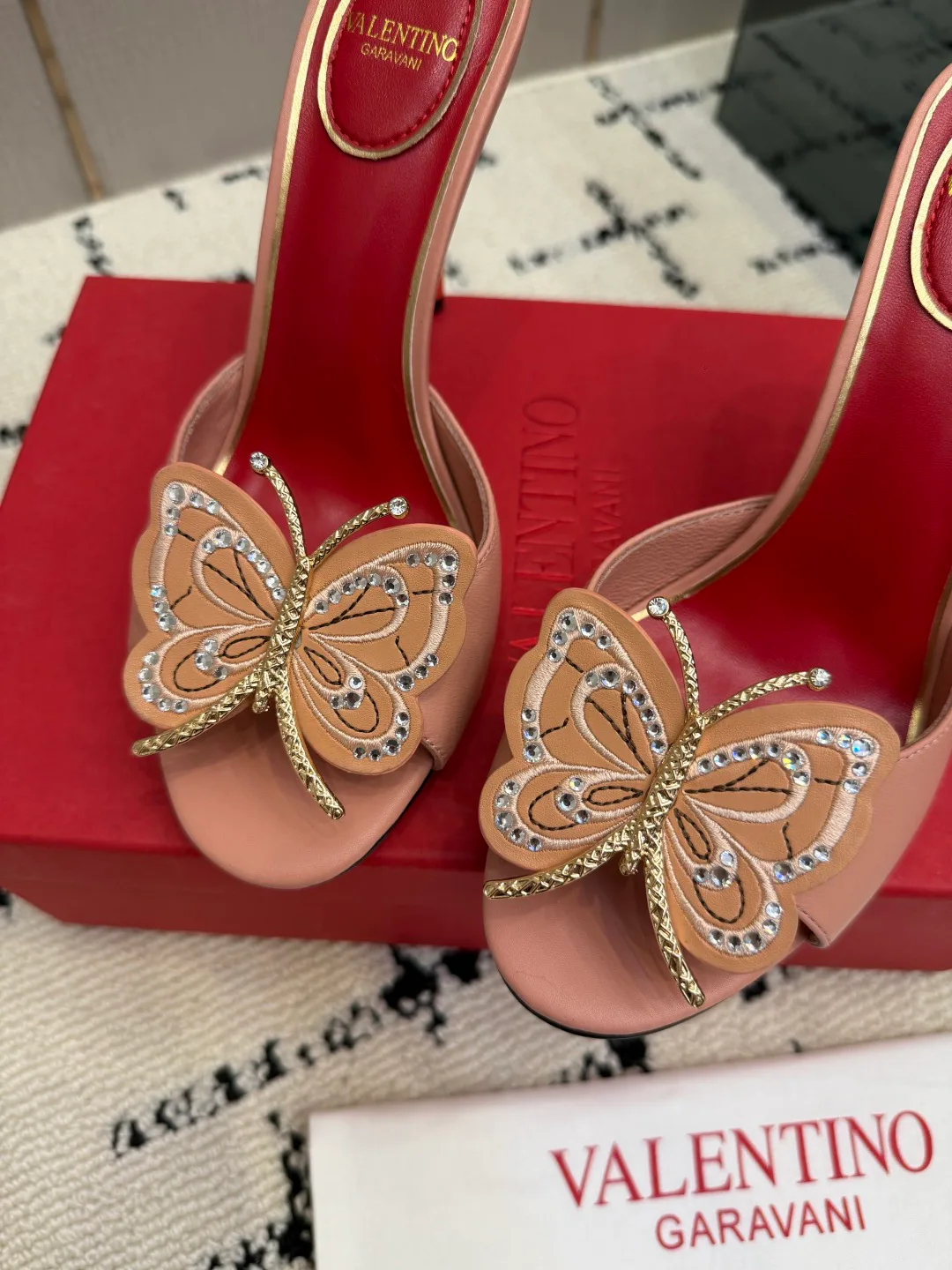 Босоножки Женские Valentino 18049034