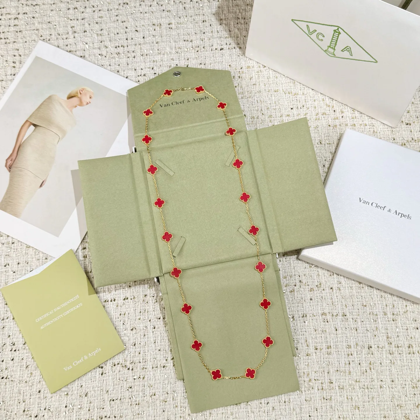 Бижутерия Van Cleef & Arpels 17936961