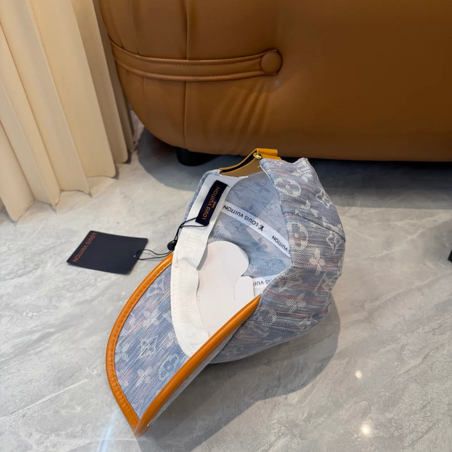 Головные Уборы Louis Vuitton 13418609