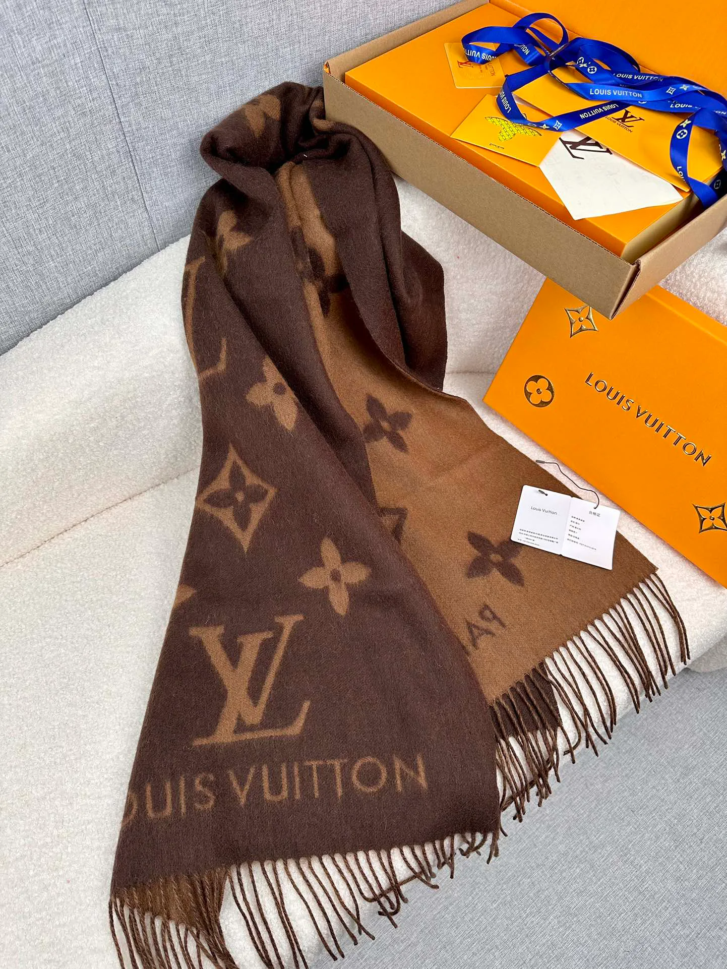 Шарфы Louis Vuitton 1973578