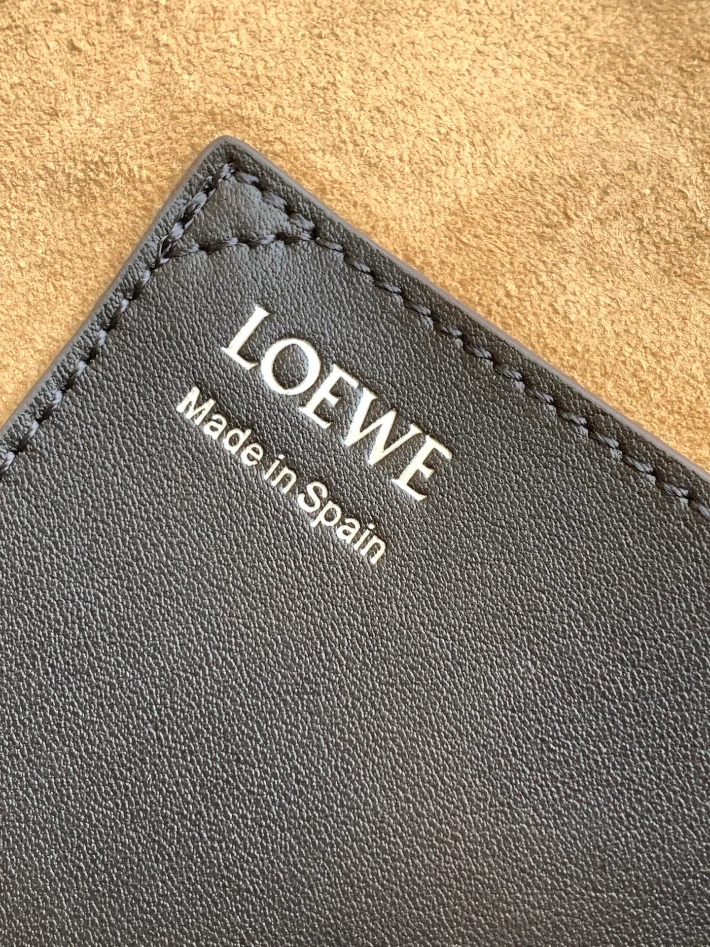 Классические Сумки Женские Loewe 11504283