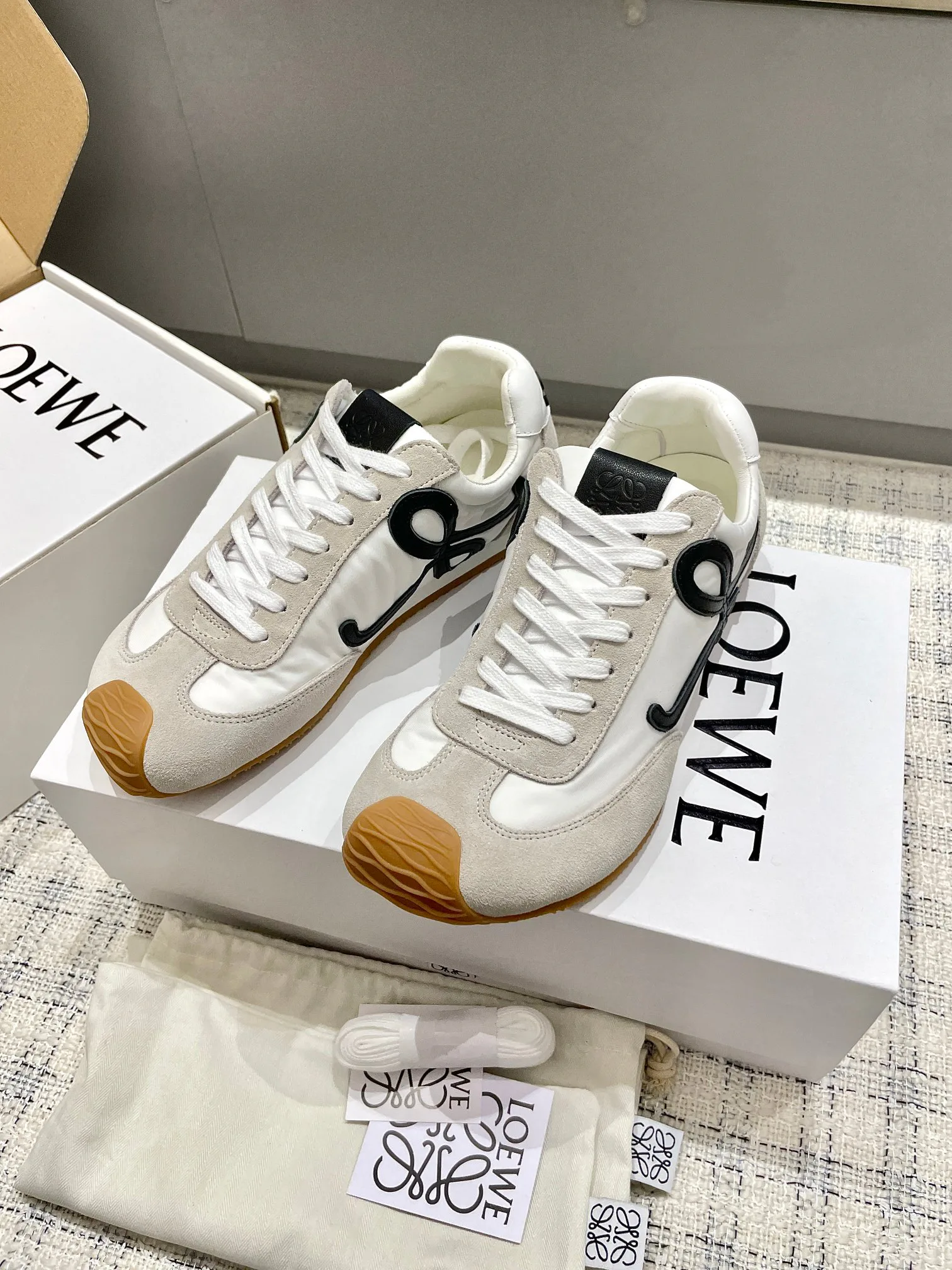 Кроссовки Женские Loewe 10822587