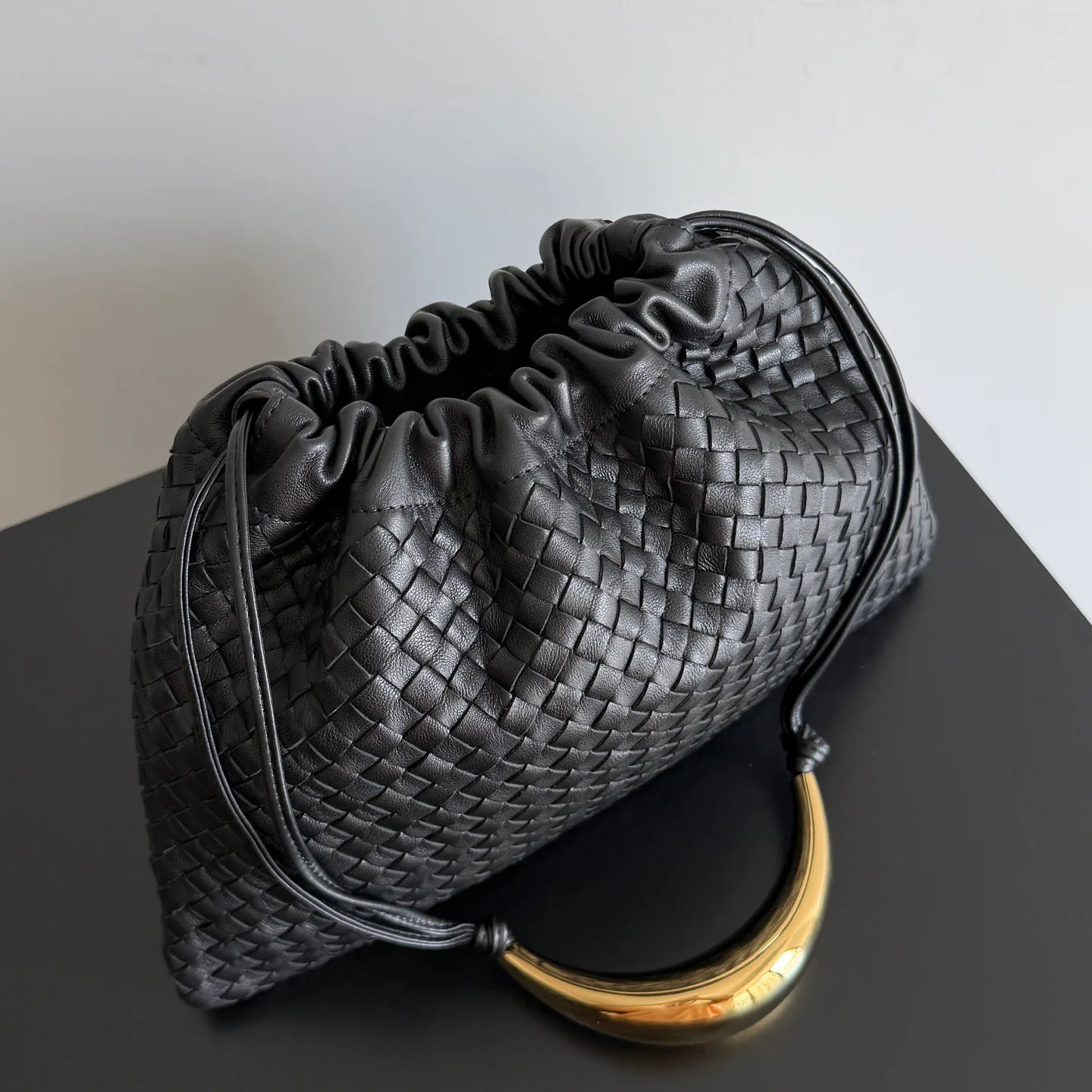 Классические Сумки Женские Bottega Veneta 17973989