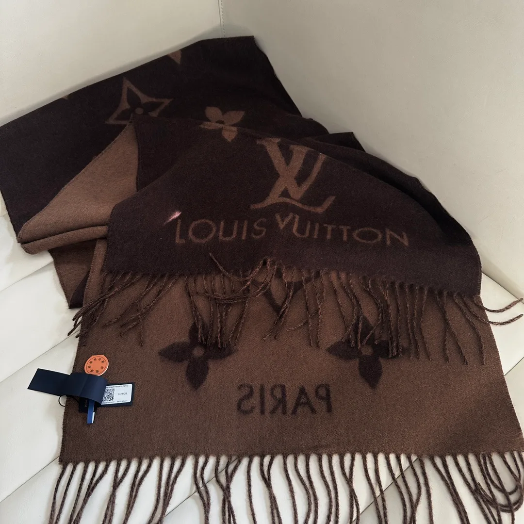 Шарфы Louis Vuitton 18141172