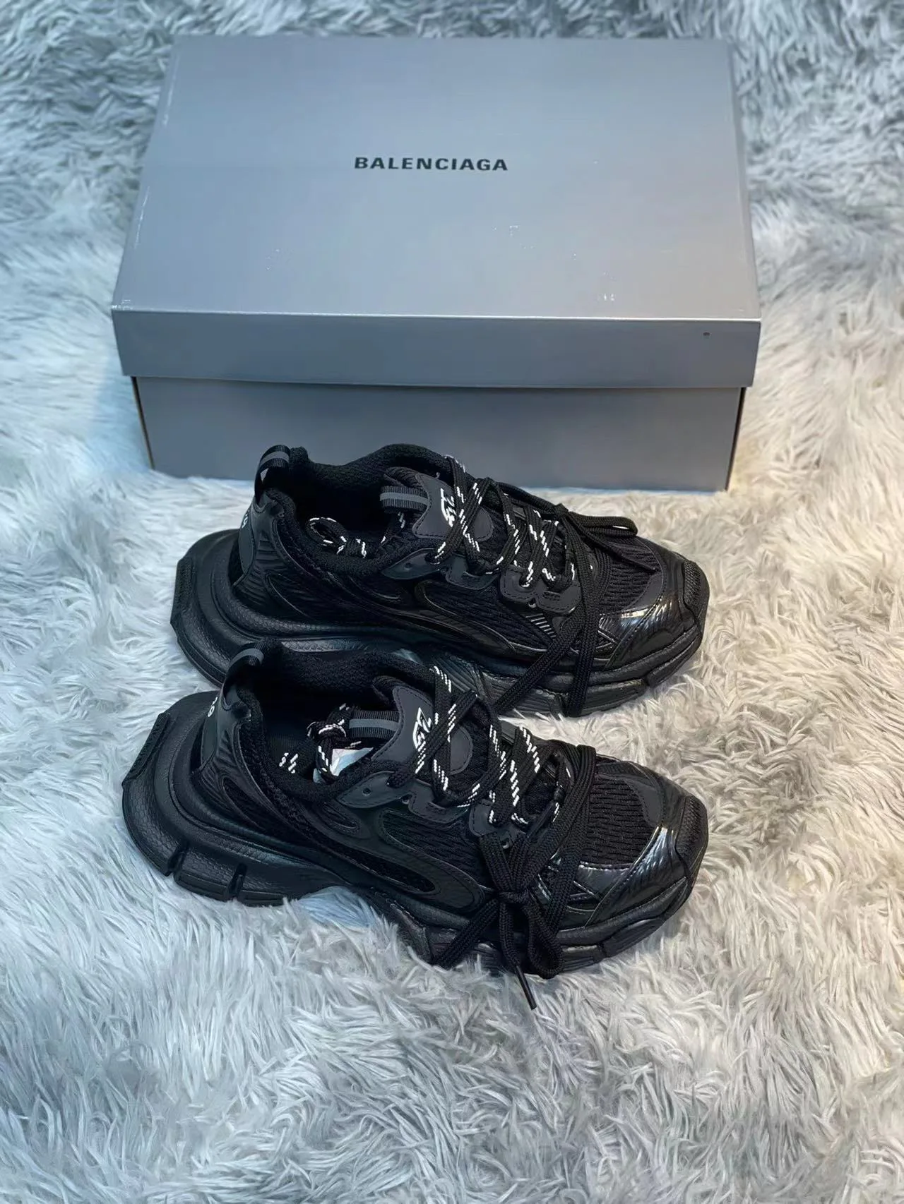 Кроссовки Женские Balenciaga 11567707