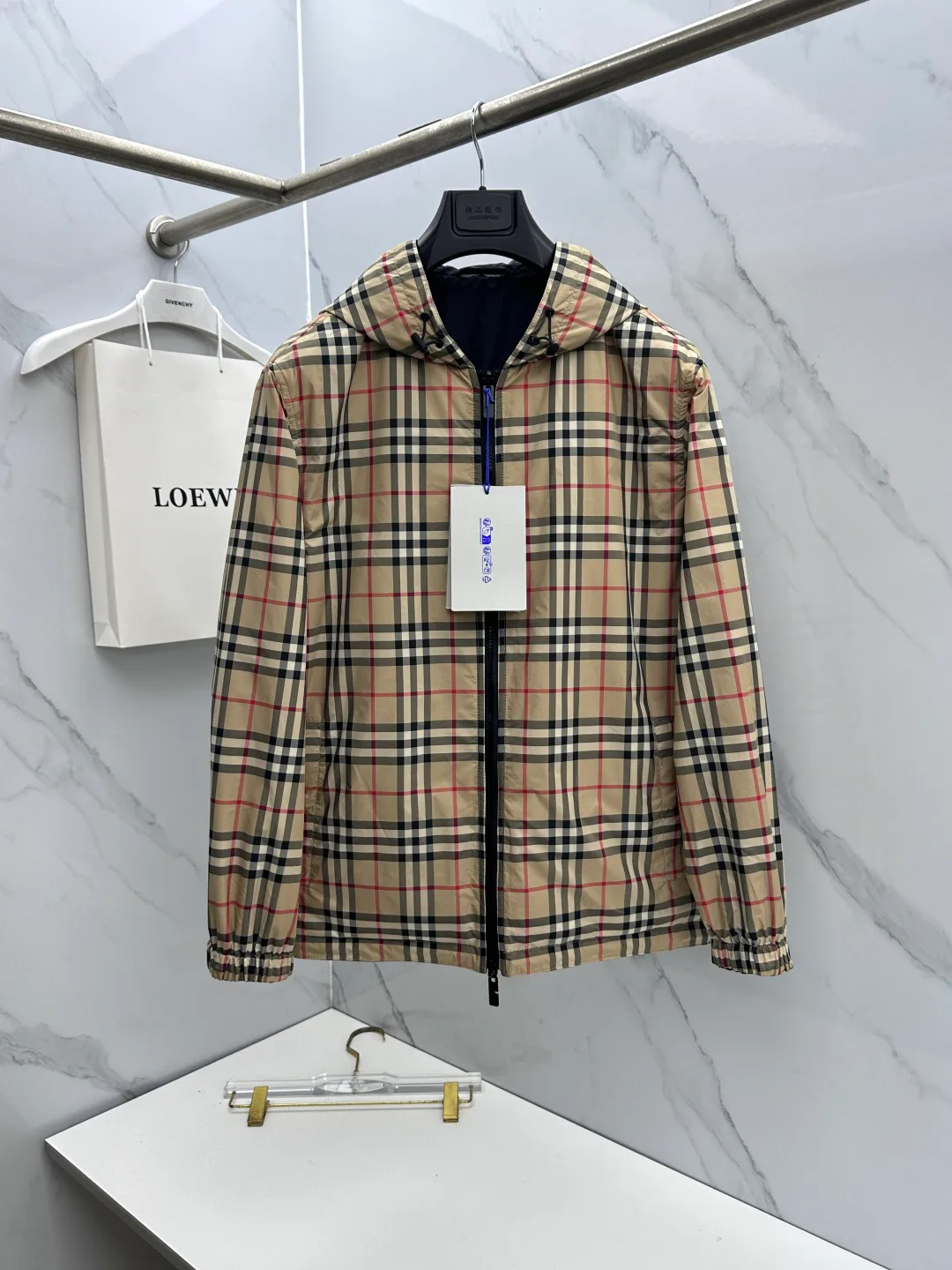 Куртки И Пуховики Мужские Burberry 18246849
