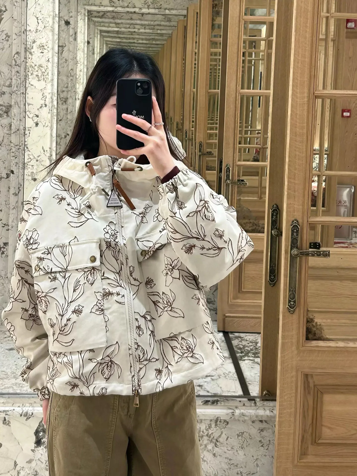 Куртки И Пуховики Женские Moncler 12632294