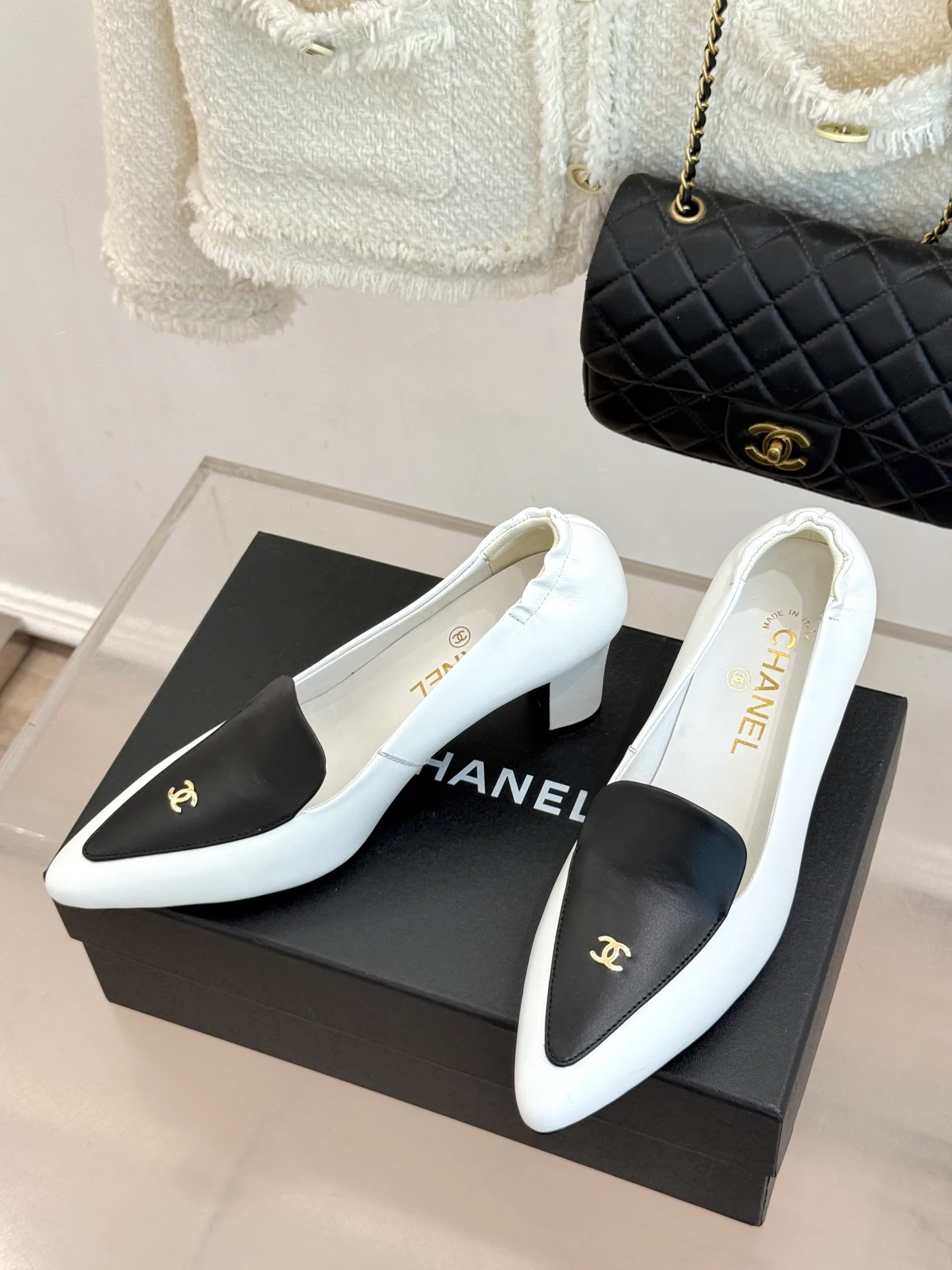 Туфли Женские Chanel 18154802
