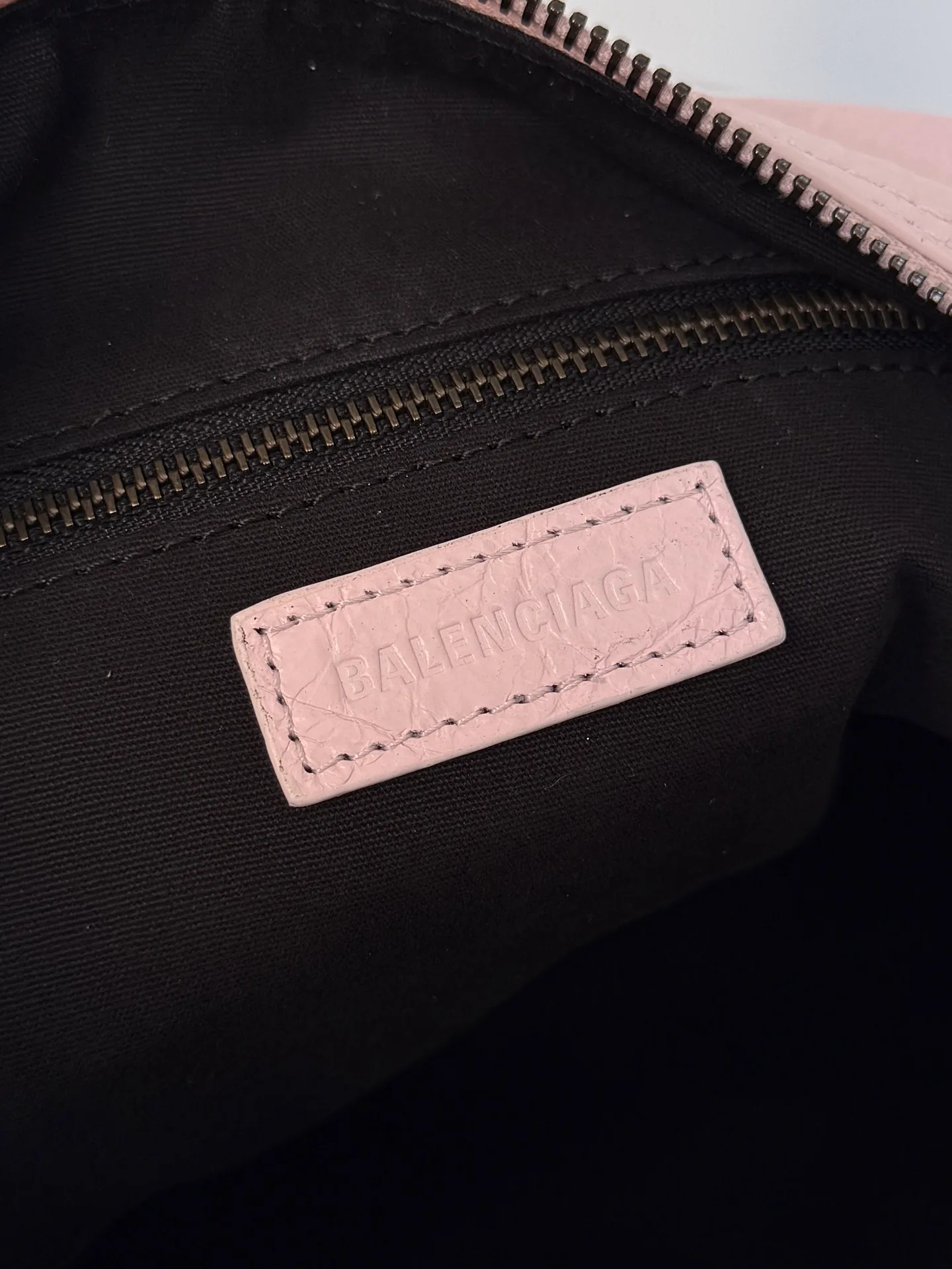 Сумки На Ремне Женские Balenciaga 11386850