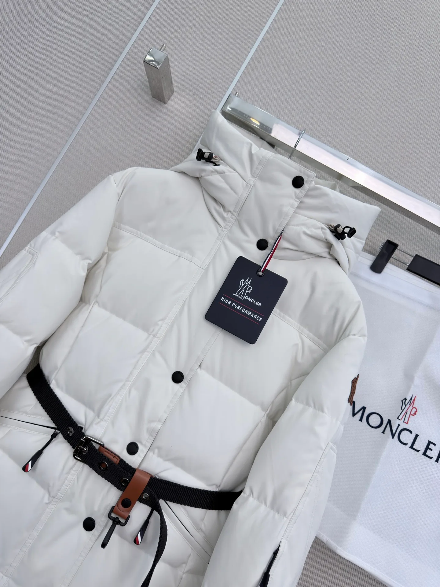 Куртки И Пуховики Женские Moncler 19555754