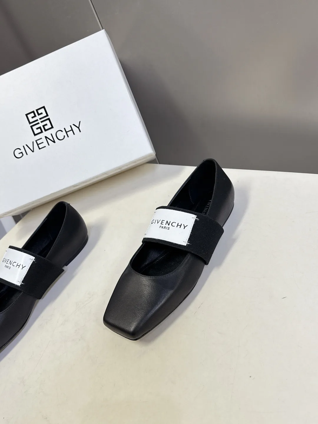 Балетки Женские Givenchy 951196