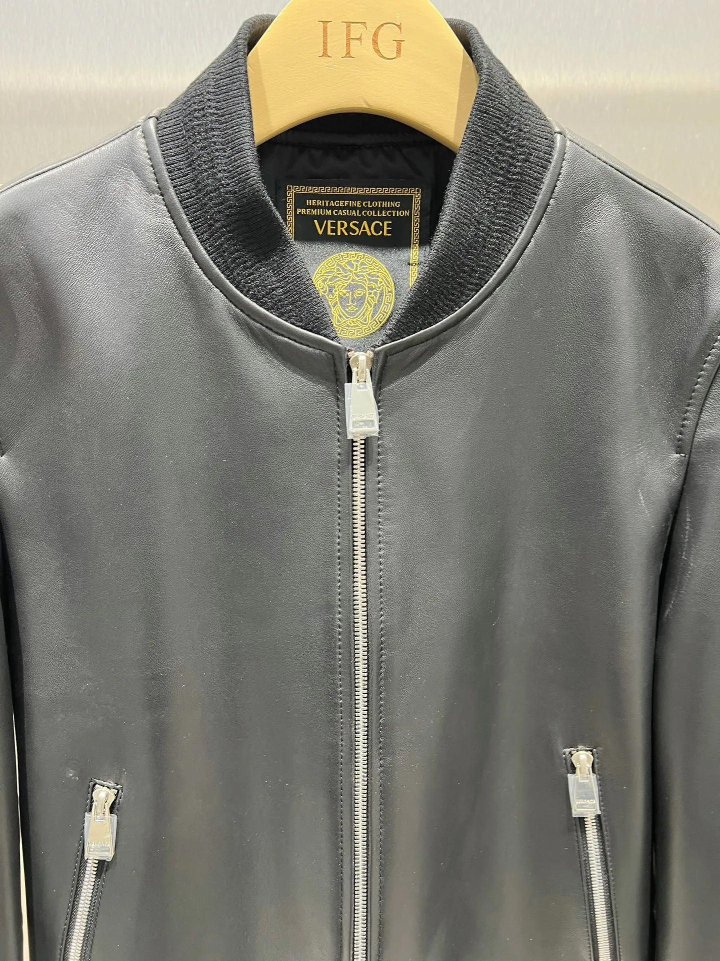 Кожаные Куртки И Дублёнки Мужские Versace 25092