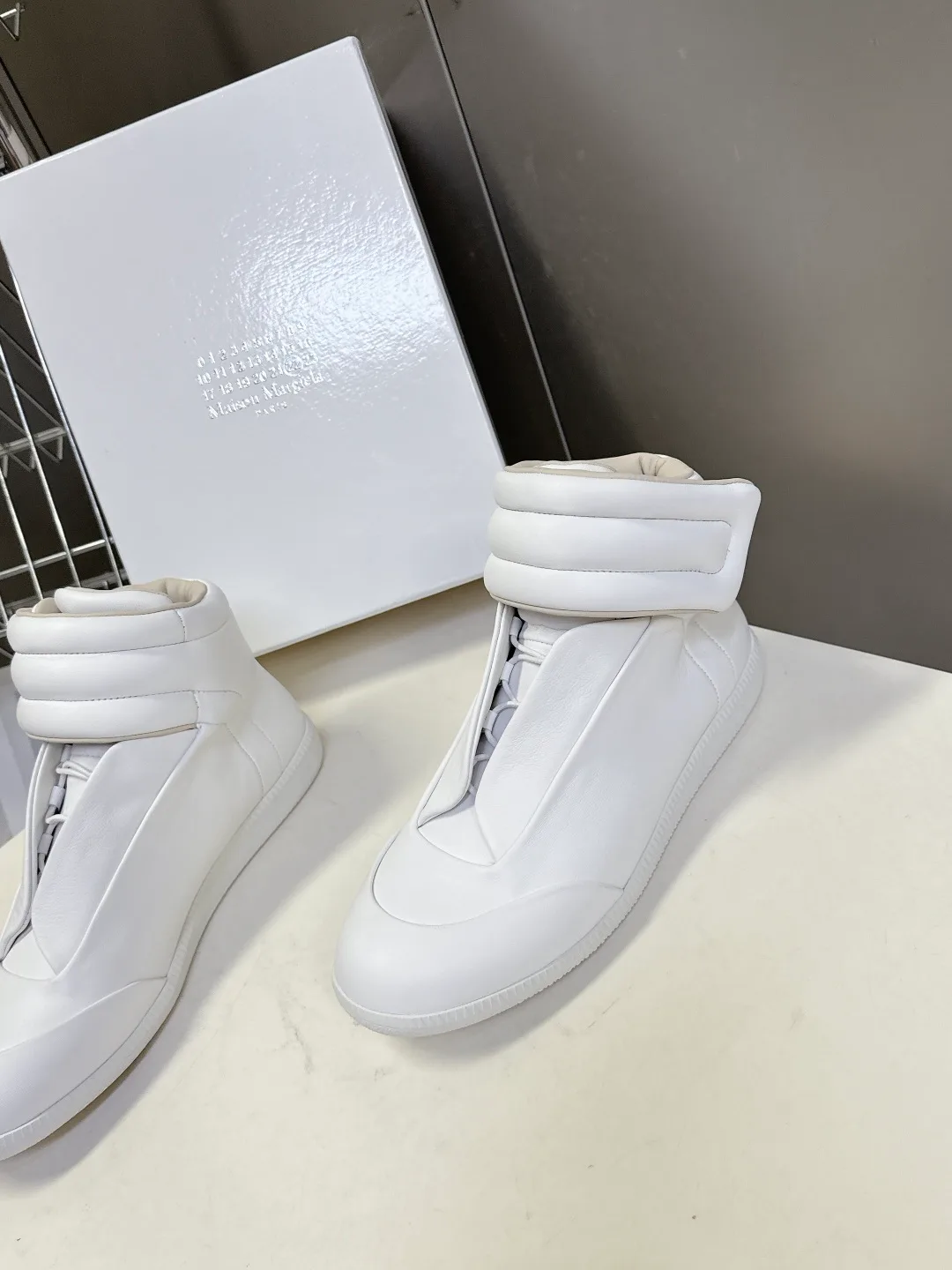 Кроссовки Женские Maison Margiela 14147024
