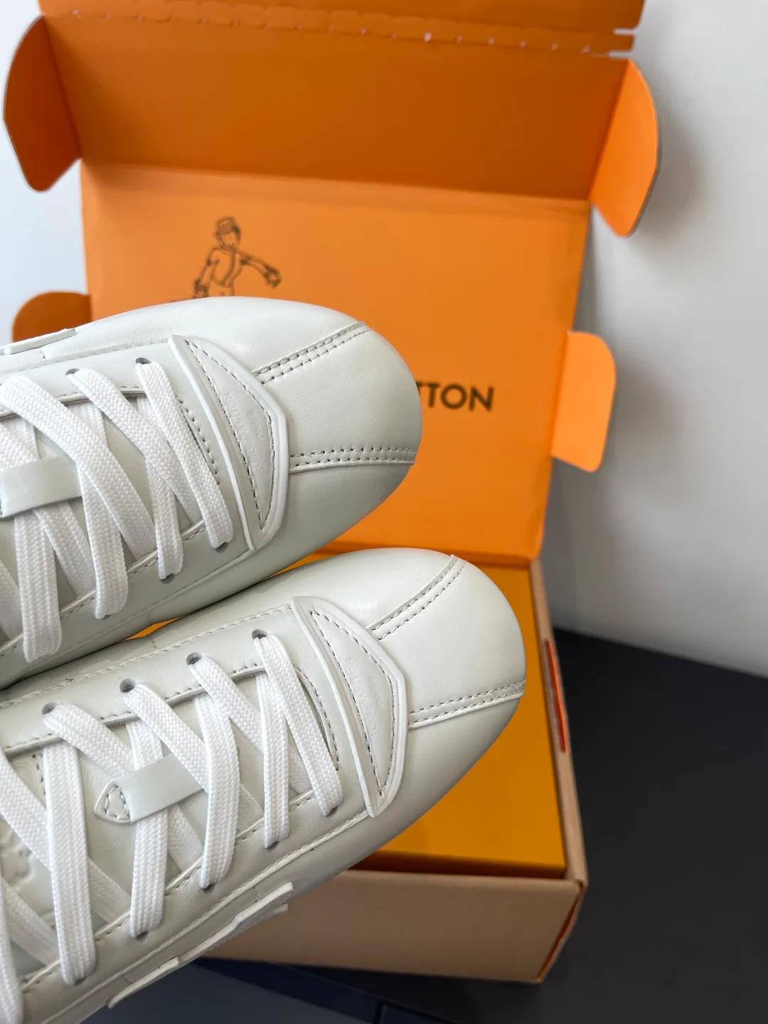 Кроссовки Женские Louis Vuitton 436249