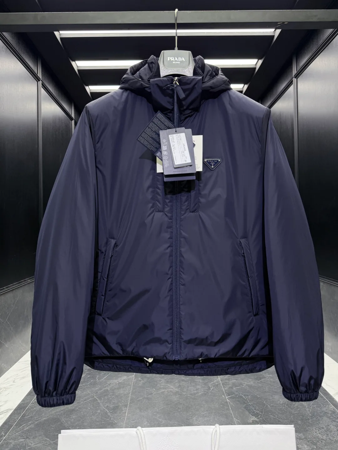 Куртки И Пуховики Мужские Prada 350401