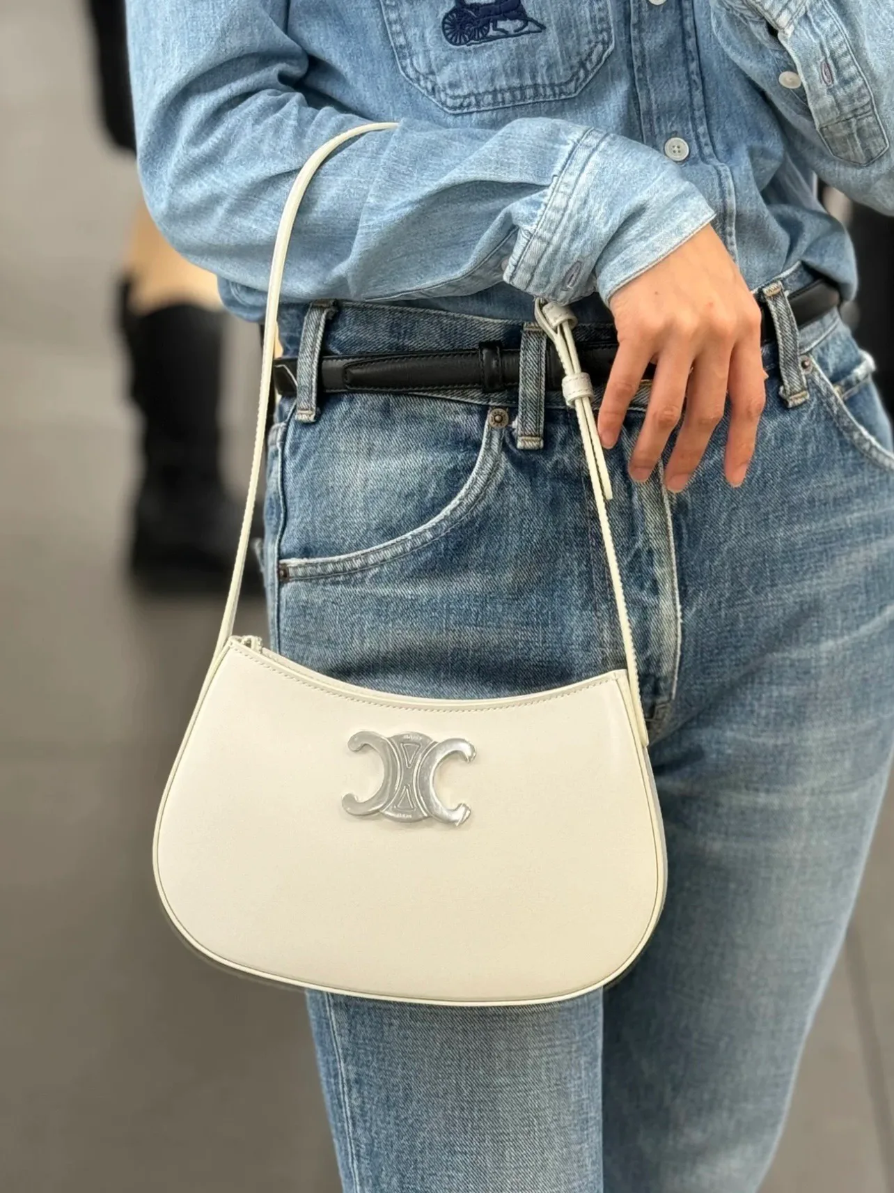 Сумки На Ремне Женские Celine 46640