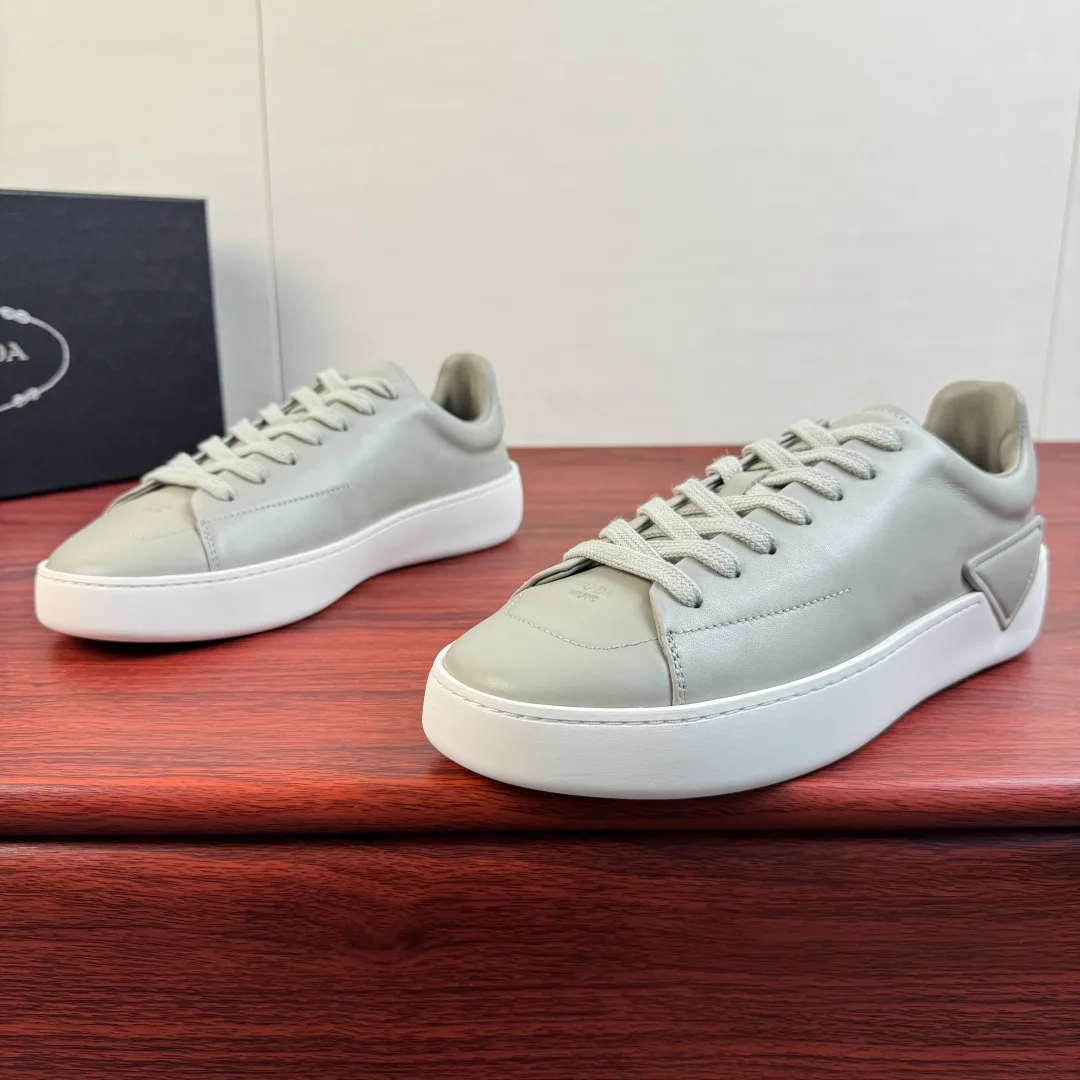 Кроссовки Мужские Prada 16935028