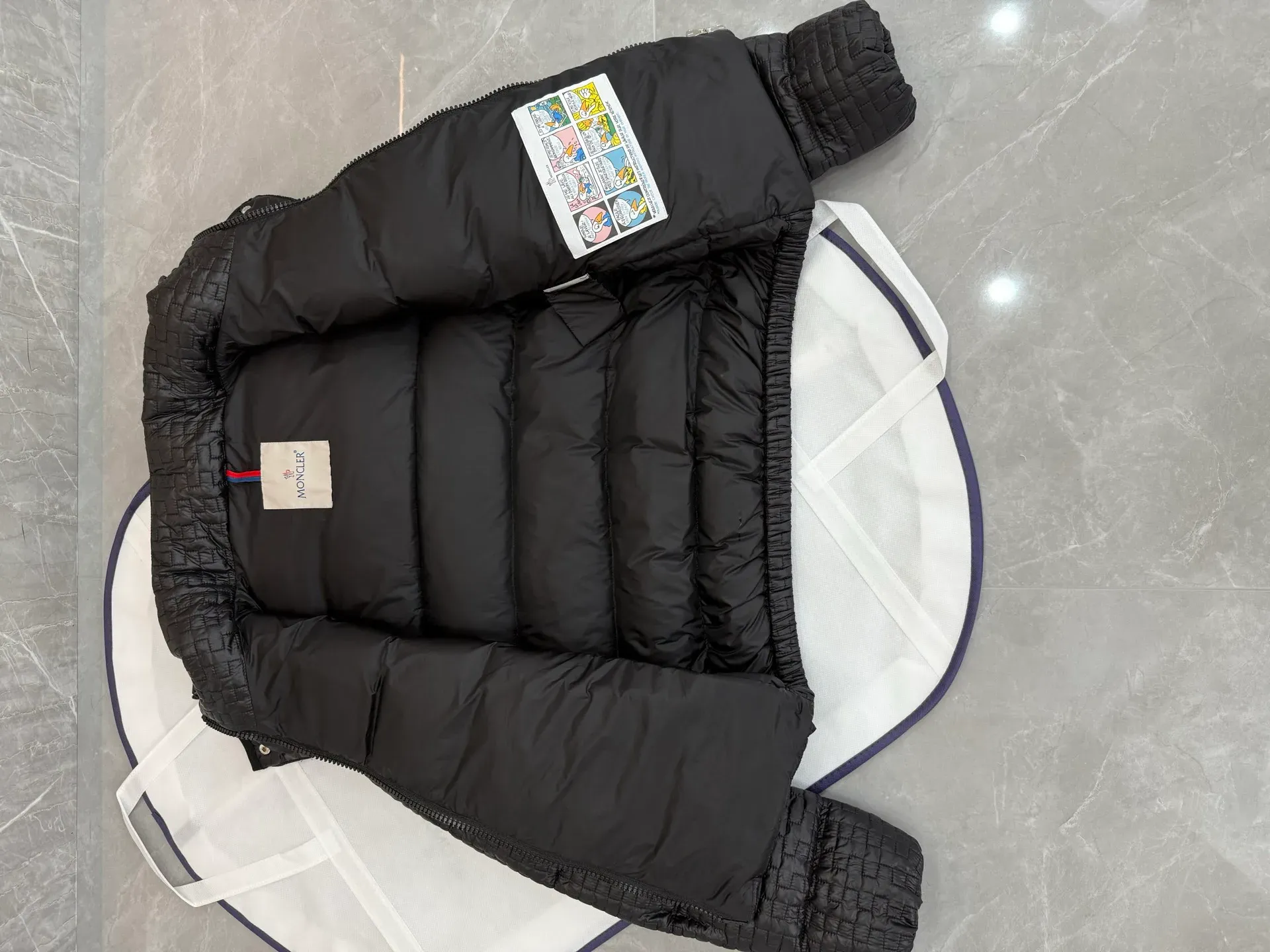 Куртки И Пуховики Женские Moncler 106083