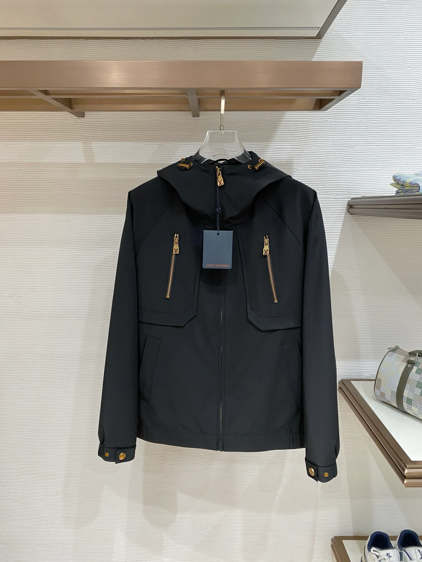 Куртки И Пуховики Мужские Louis Vuitton 11392159