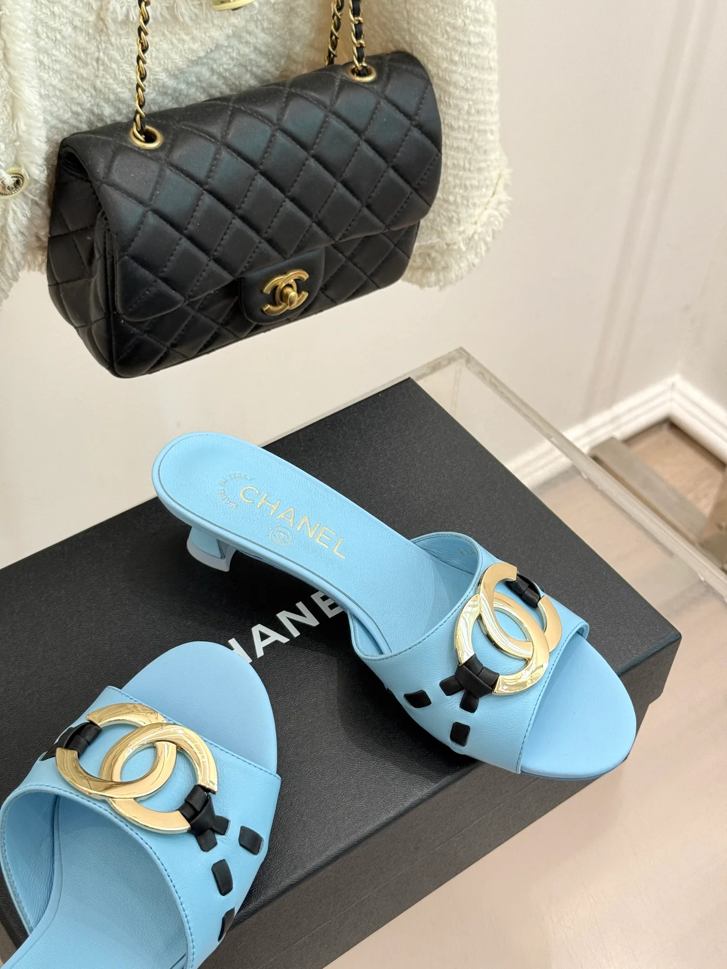 Босоножки Женские Chanel 16932253