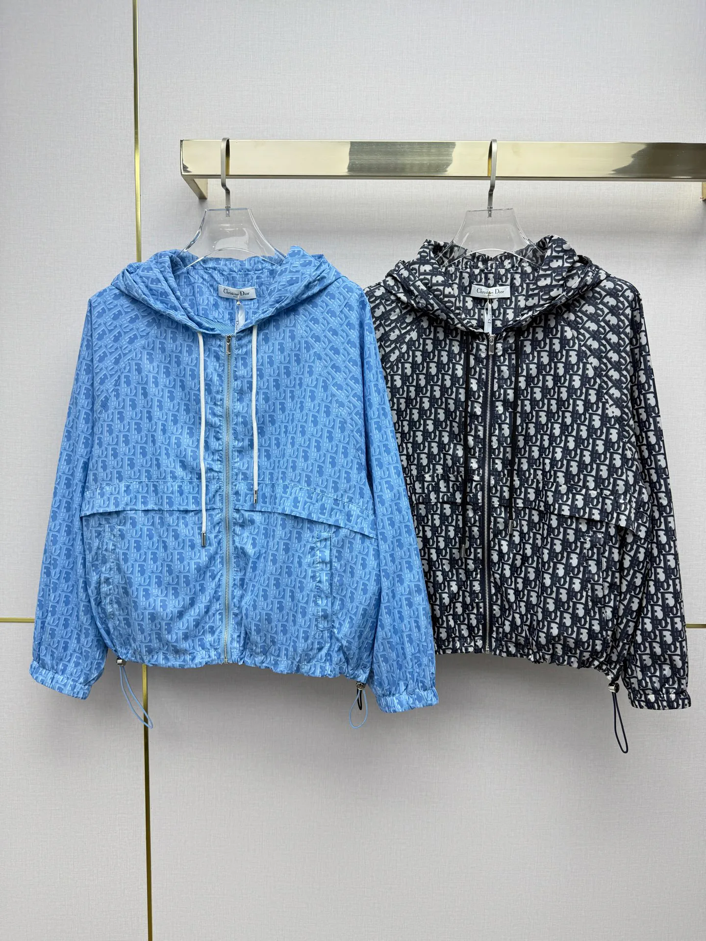 Куртки И Пуховики Женские Christian Dior 11747222