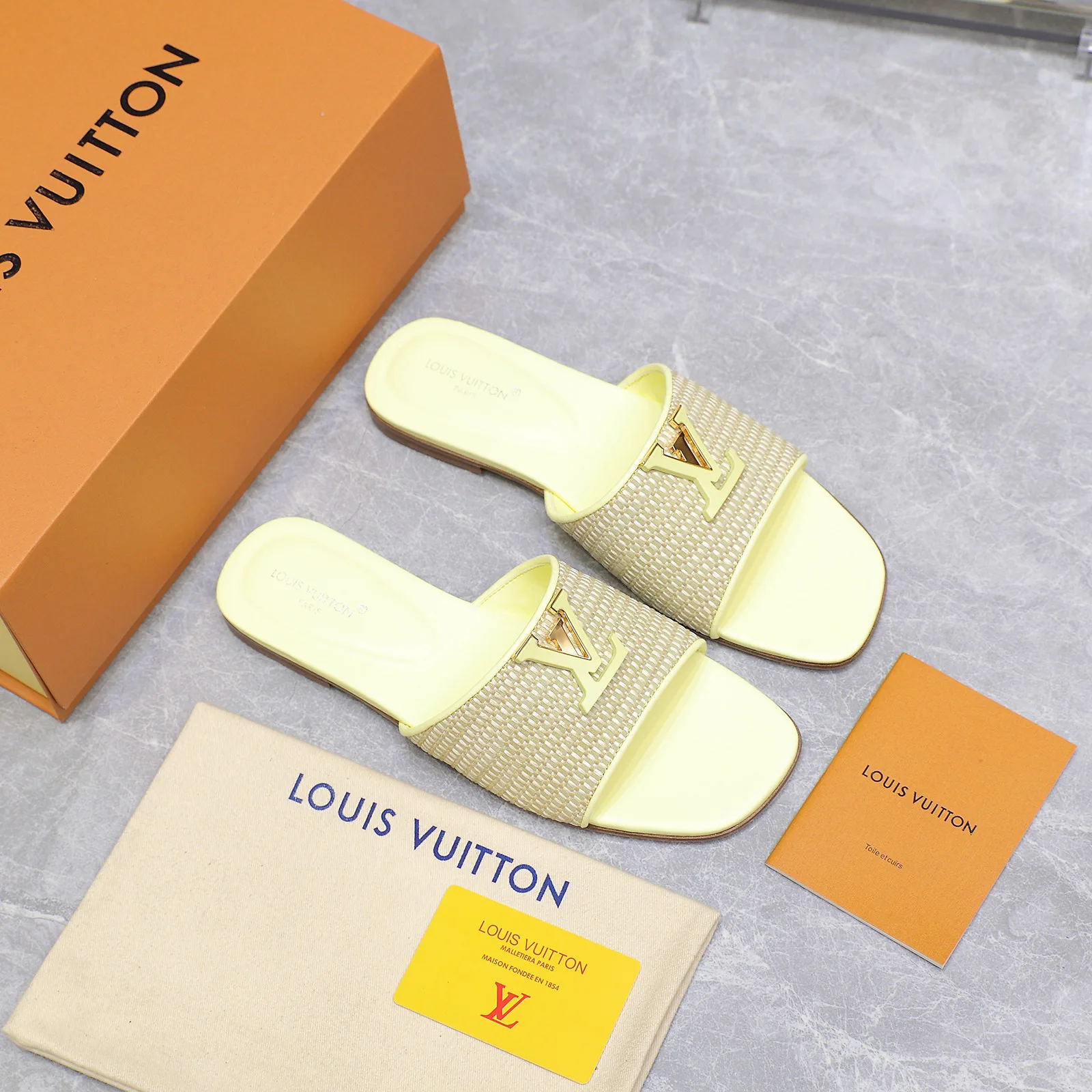 Шлепанцы Женские Louis Vuitton 491983