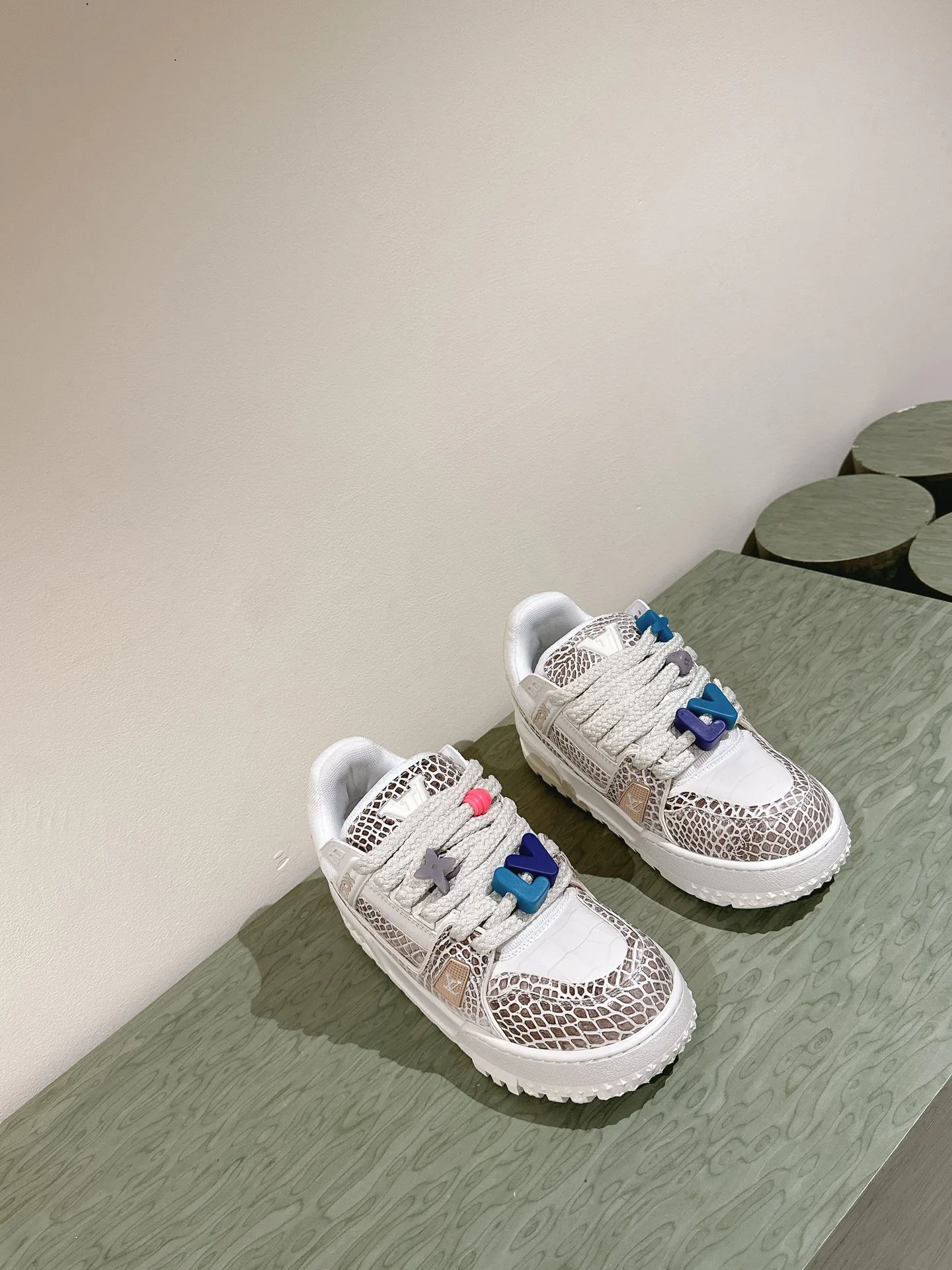 Кроссовки Женские Louis Vuitton 68749