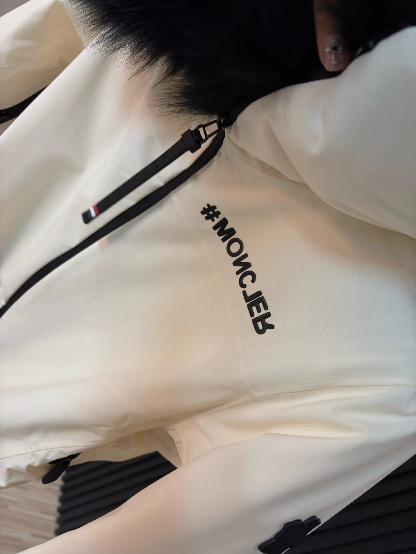 Куртки И Пуховики Женские Moncler 18758222