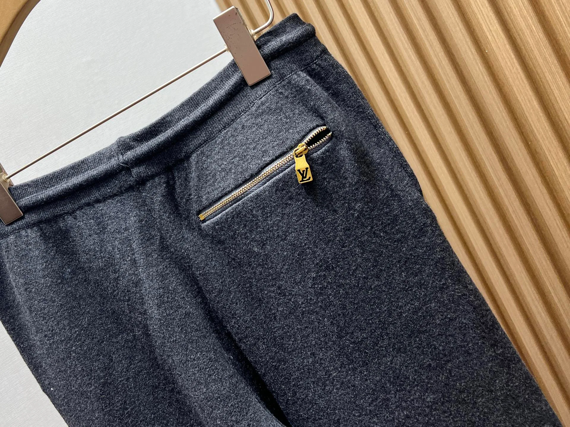 Брюки Мужские Louis Vuitton 848309