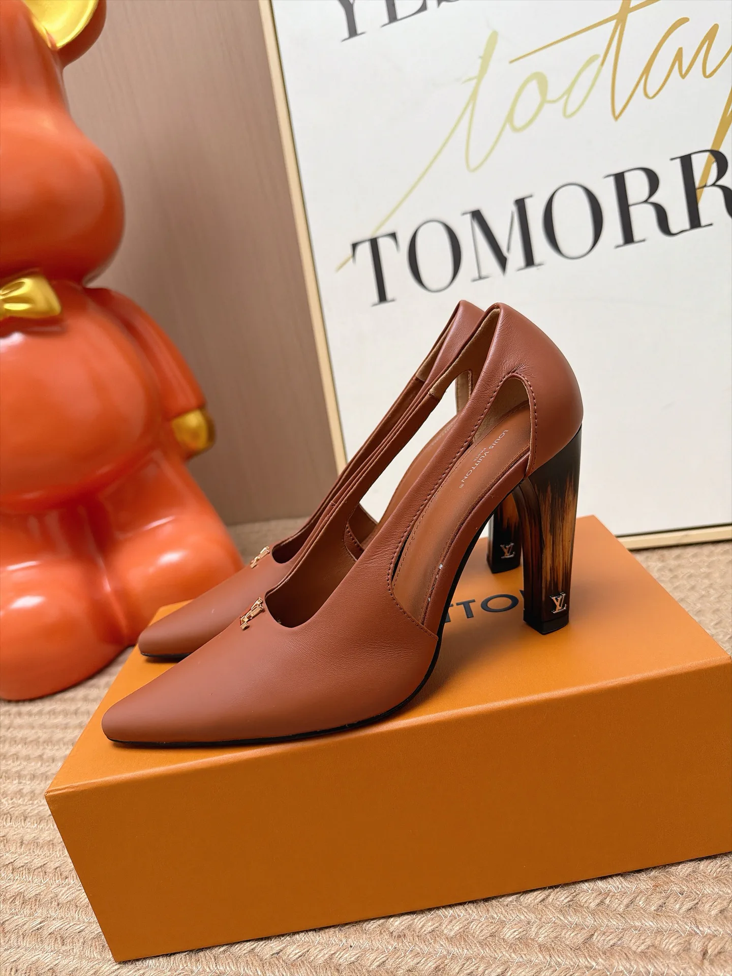 Туфли Женские Louis Vuitton 18275878