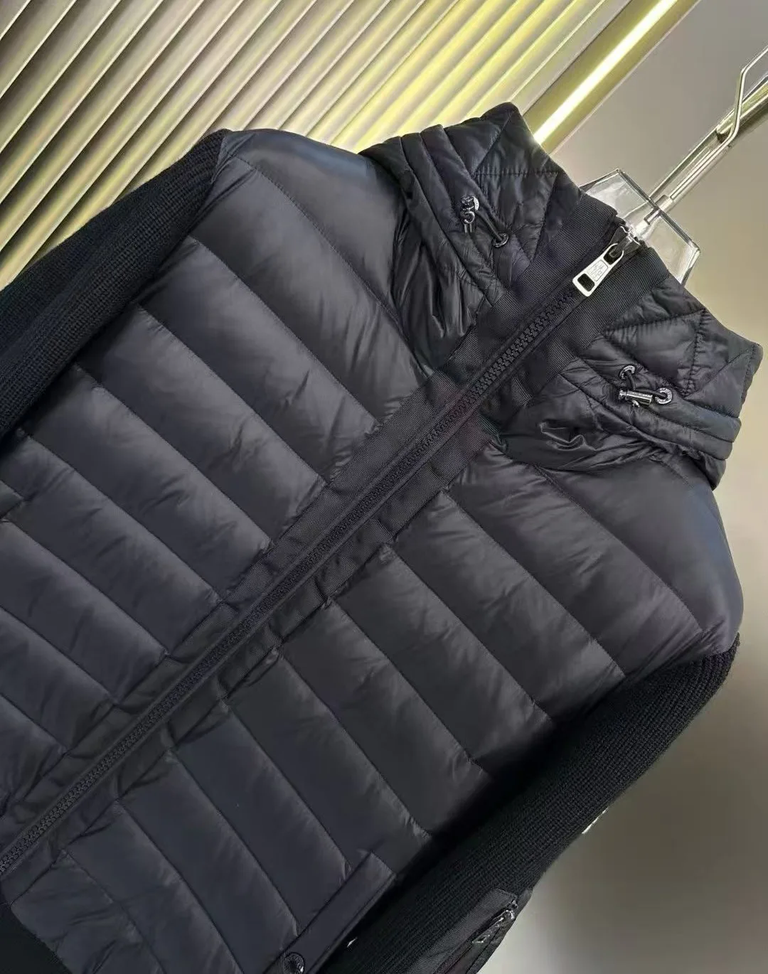 Куртки И Пуховики Женские Moncler 18131382