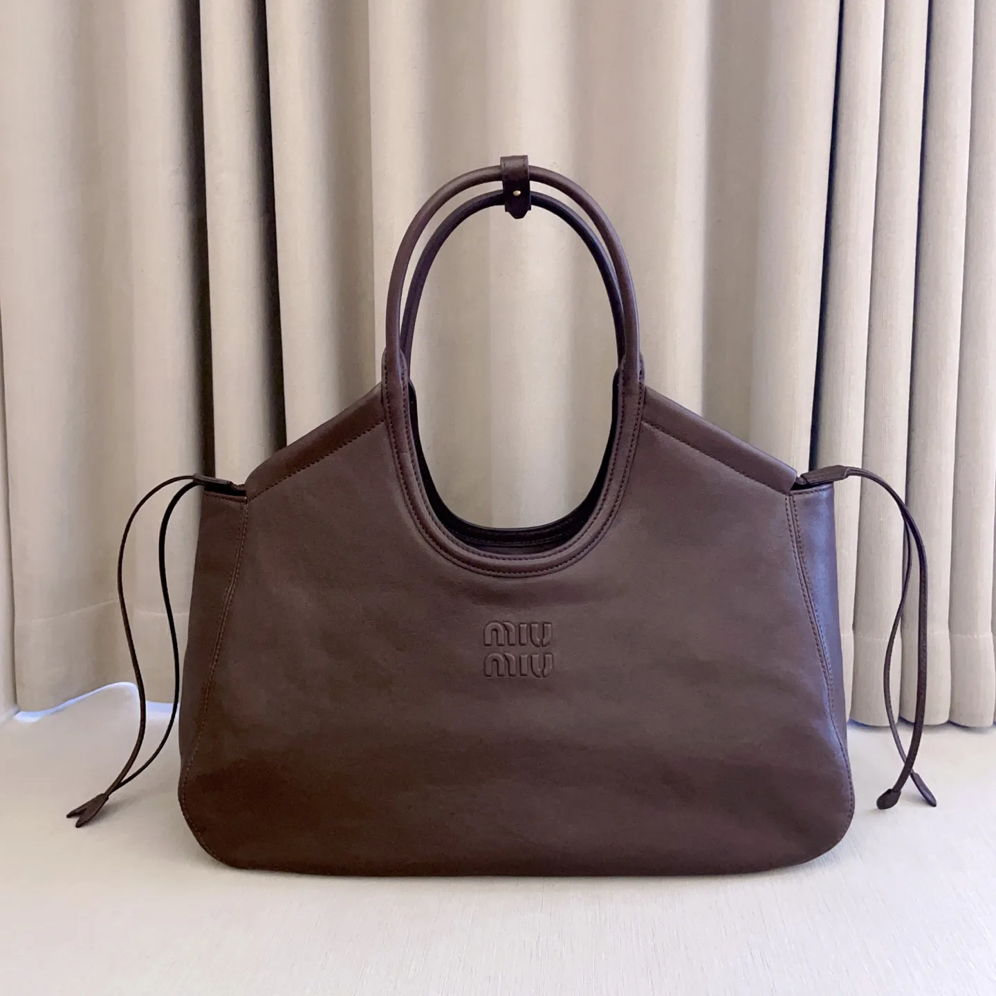 Классические Сумки Женские Miu Miu 18248082