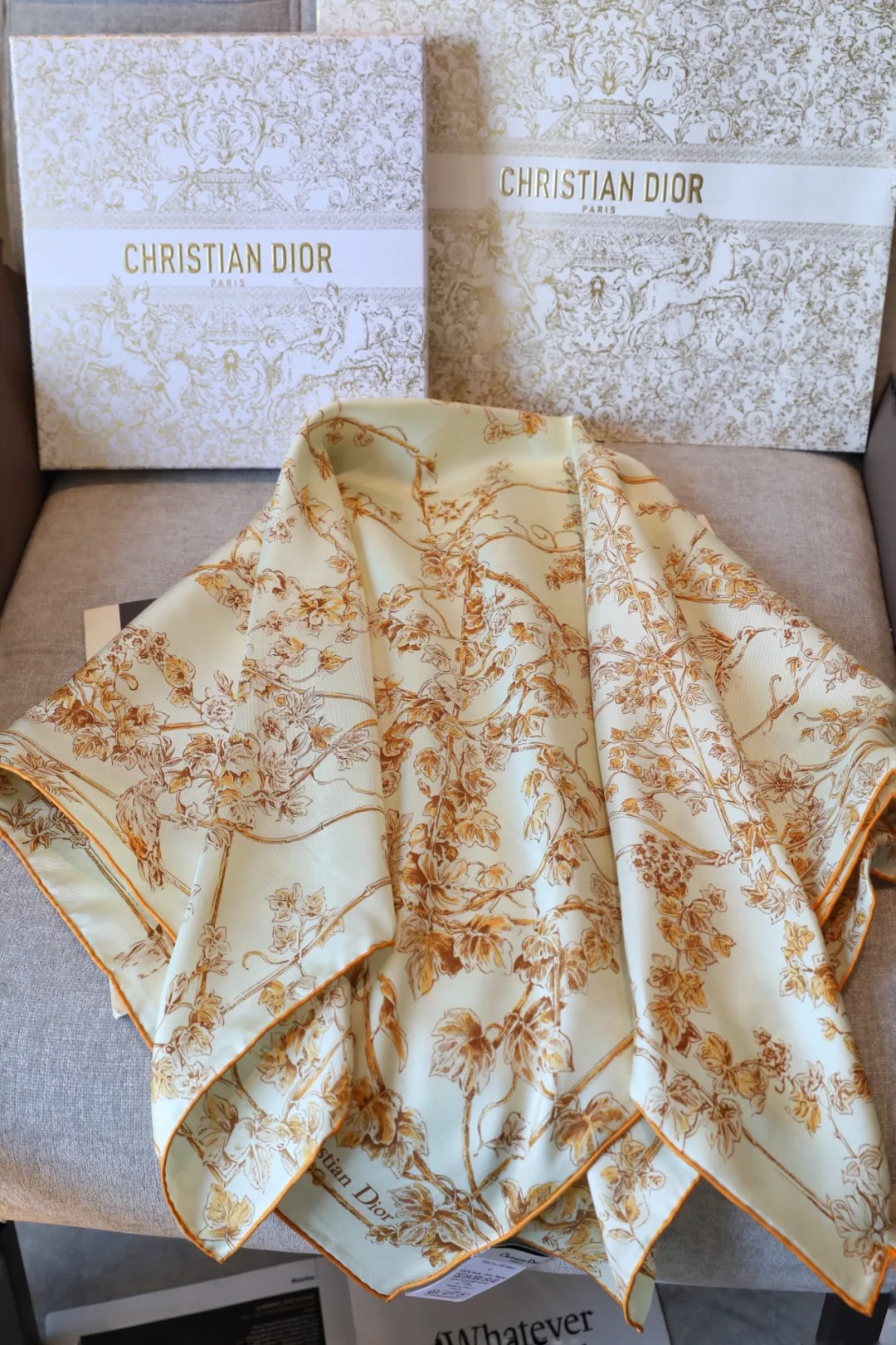 Платки Christian Dior 11852799