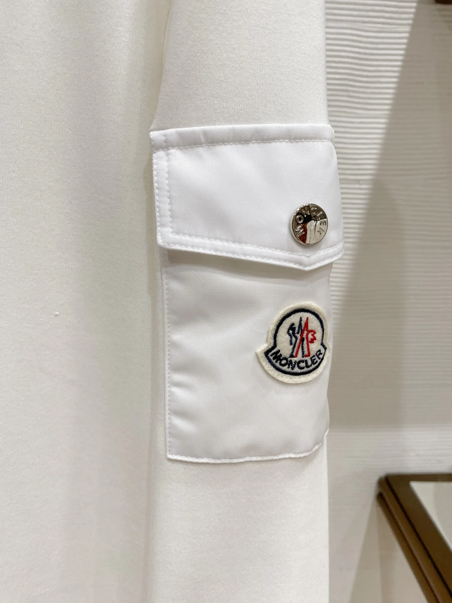 Лонгсливы Мужские Moncler 452554