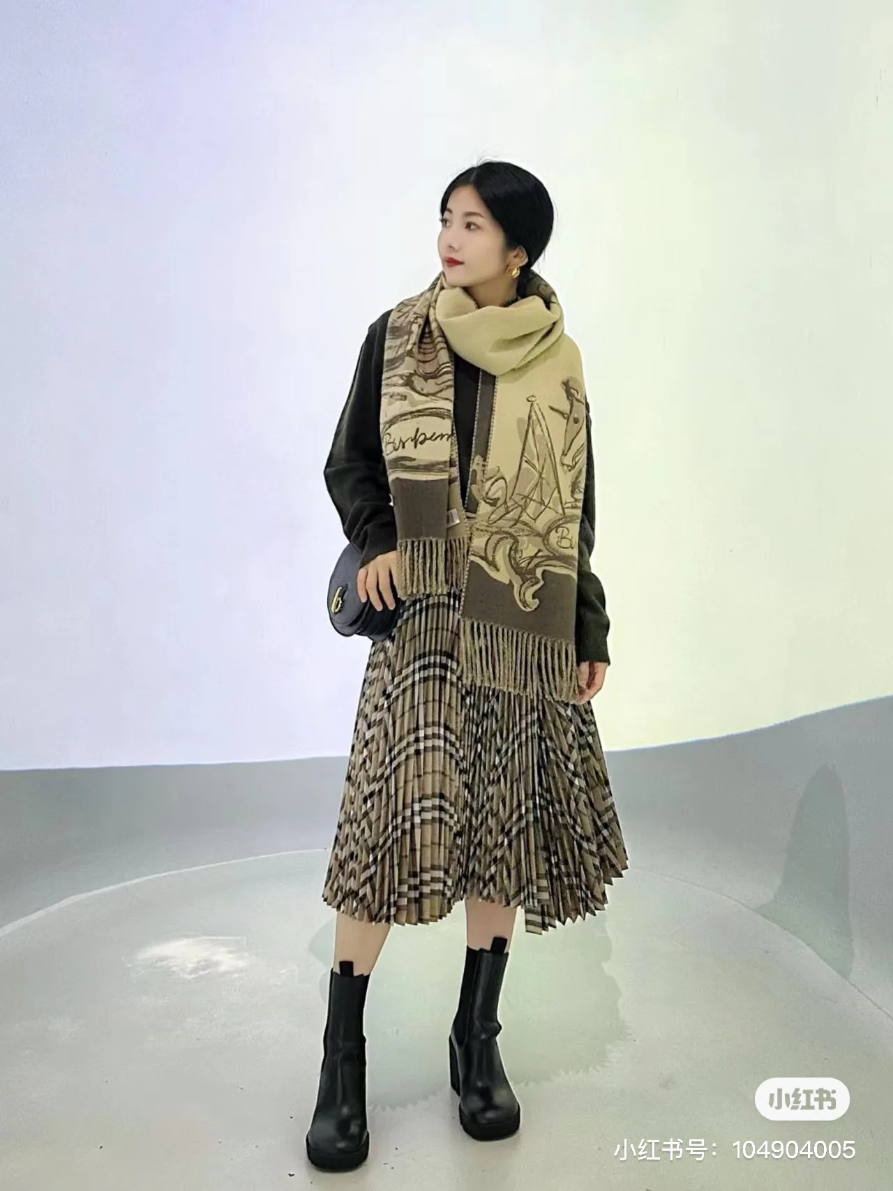 Шарфы Burberry 2211