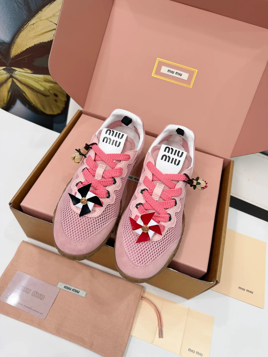Кроссовки Женские Miu Miu 17245338