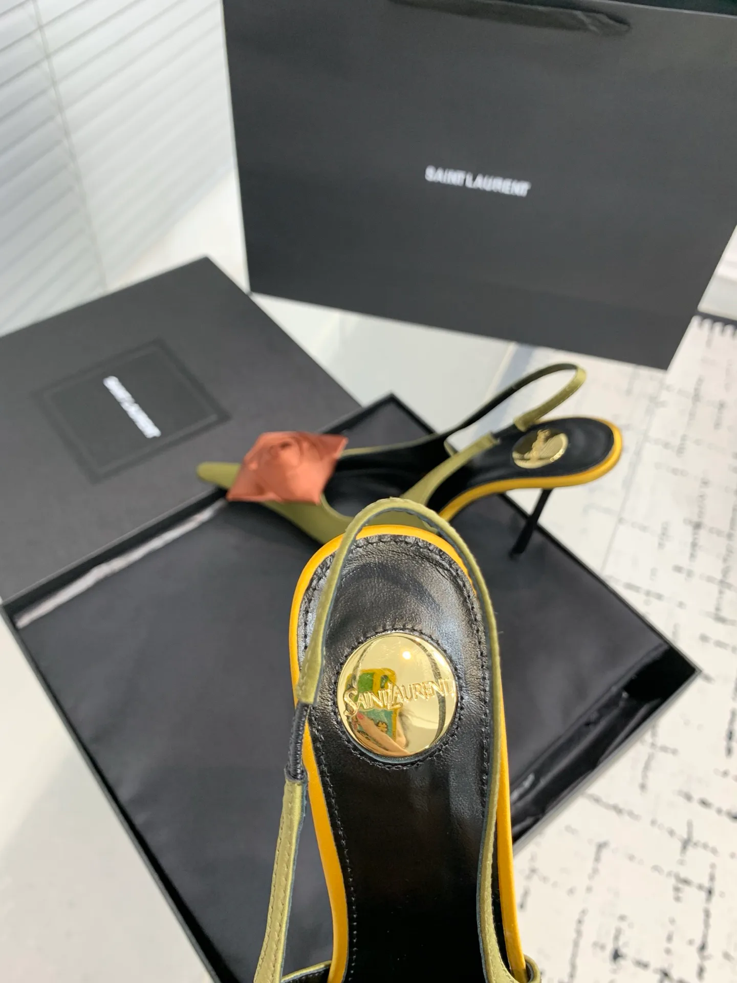 Туфли Женские Saint Laurent 355744