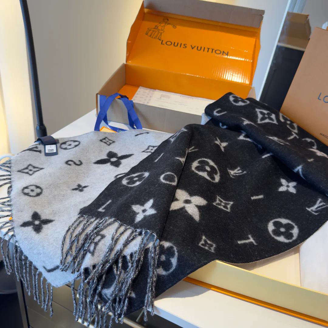 Шарфы Louis Vuitton 497639