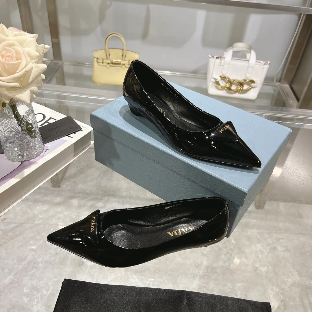Туфли Женские Prada 11522272