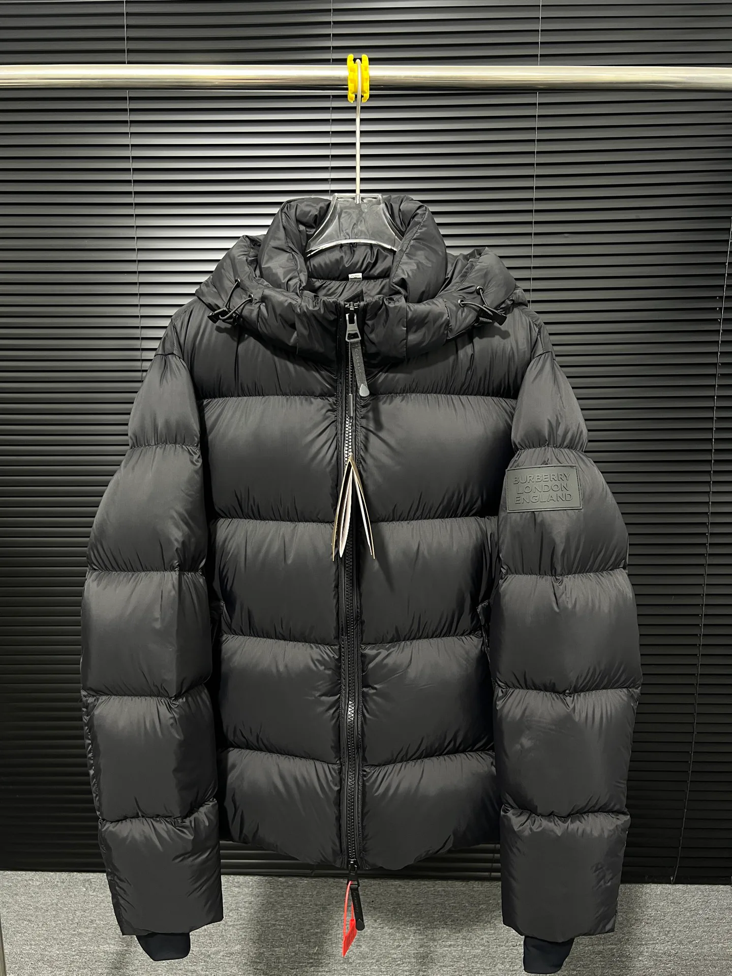 Куртки И Пуховики Женские Burberry 362642