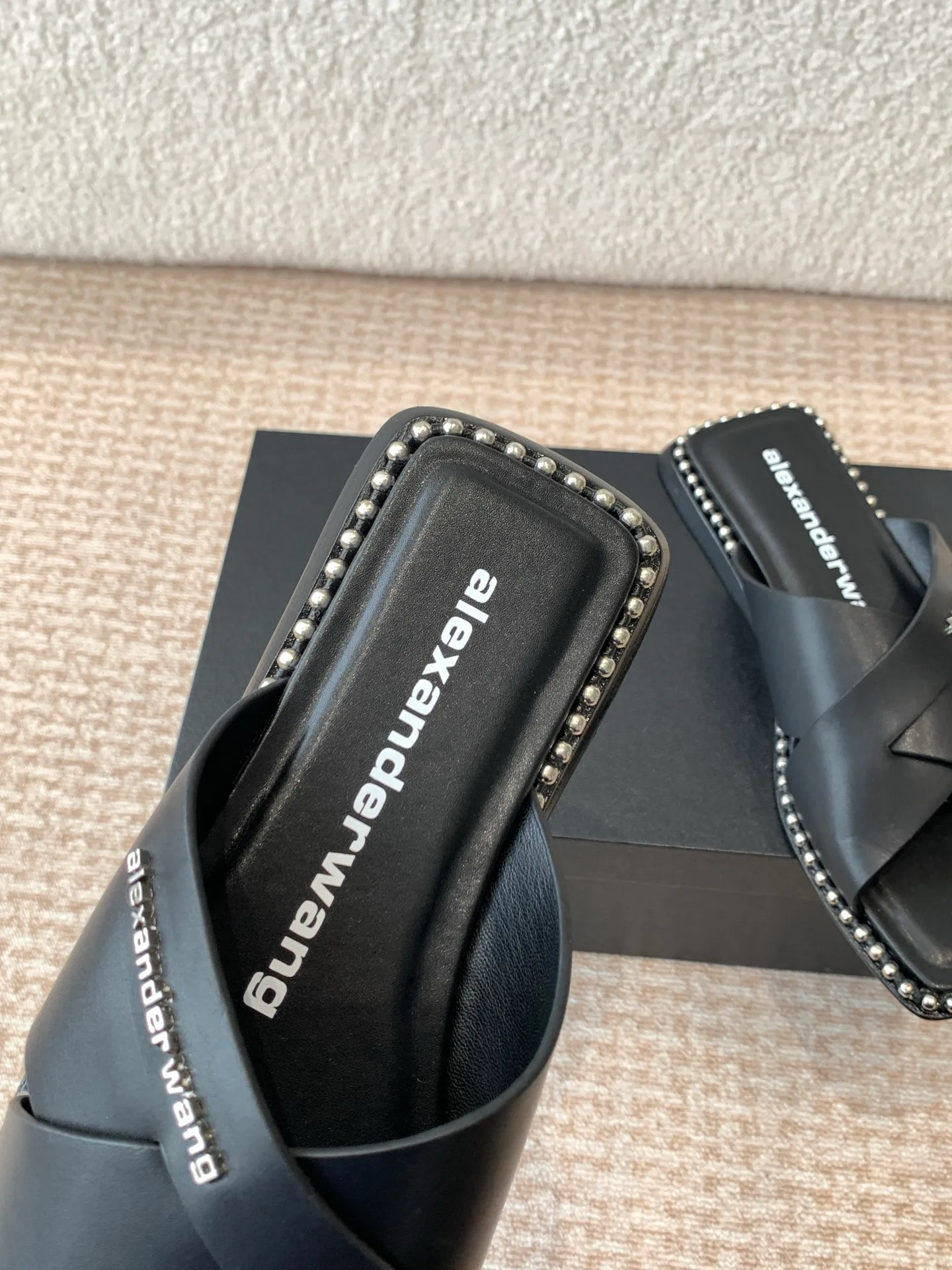 Шлепанцы Женские Alexander Wang 13751