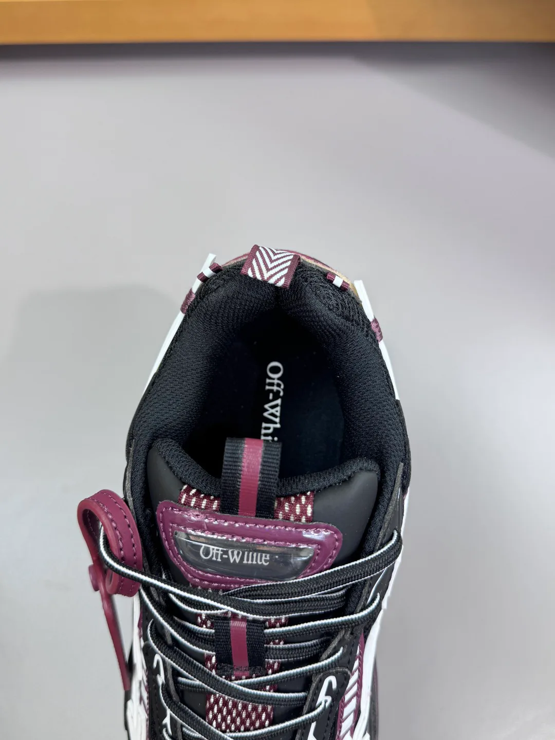 Кроссовки Женские Off-White 152431