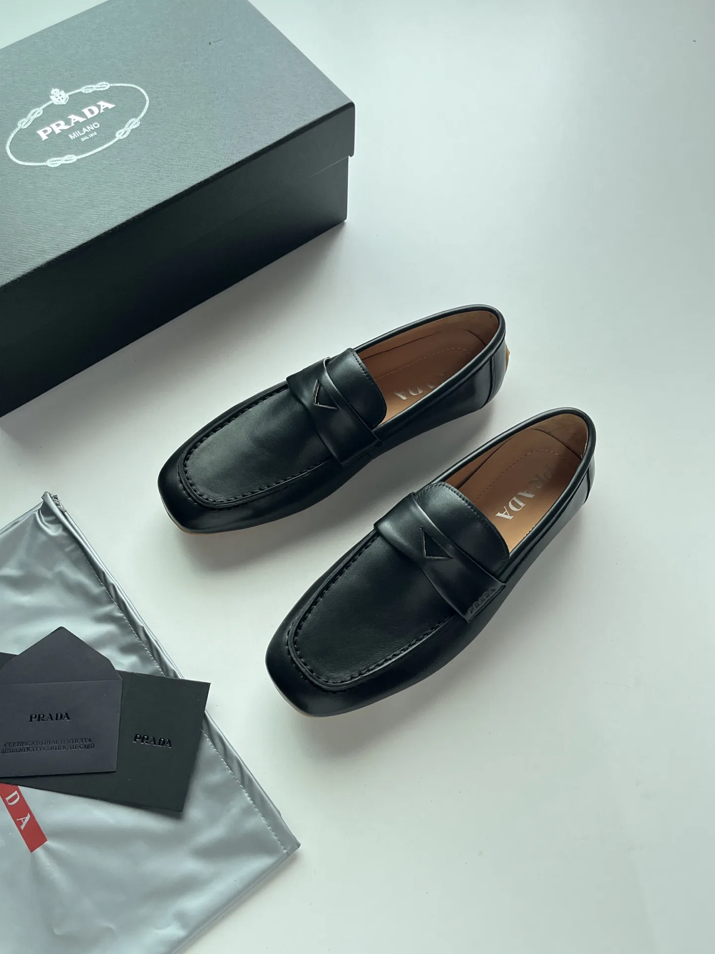 Лоферы И Туфли Мужские Prada 18744038