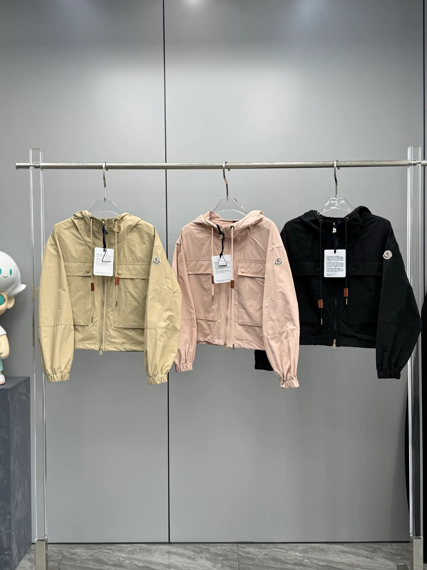 Куртки И Пуховики Женские Moncler 9550237
