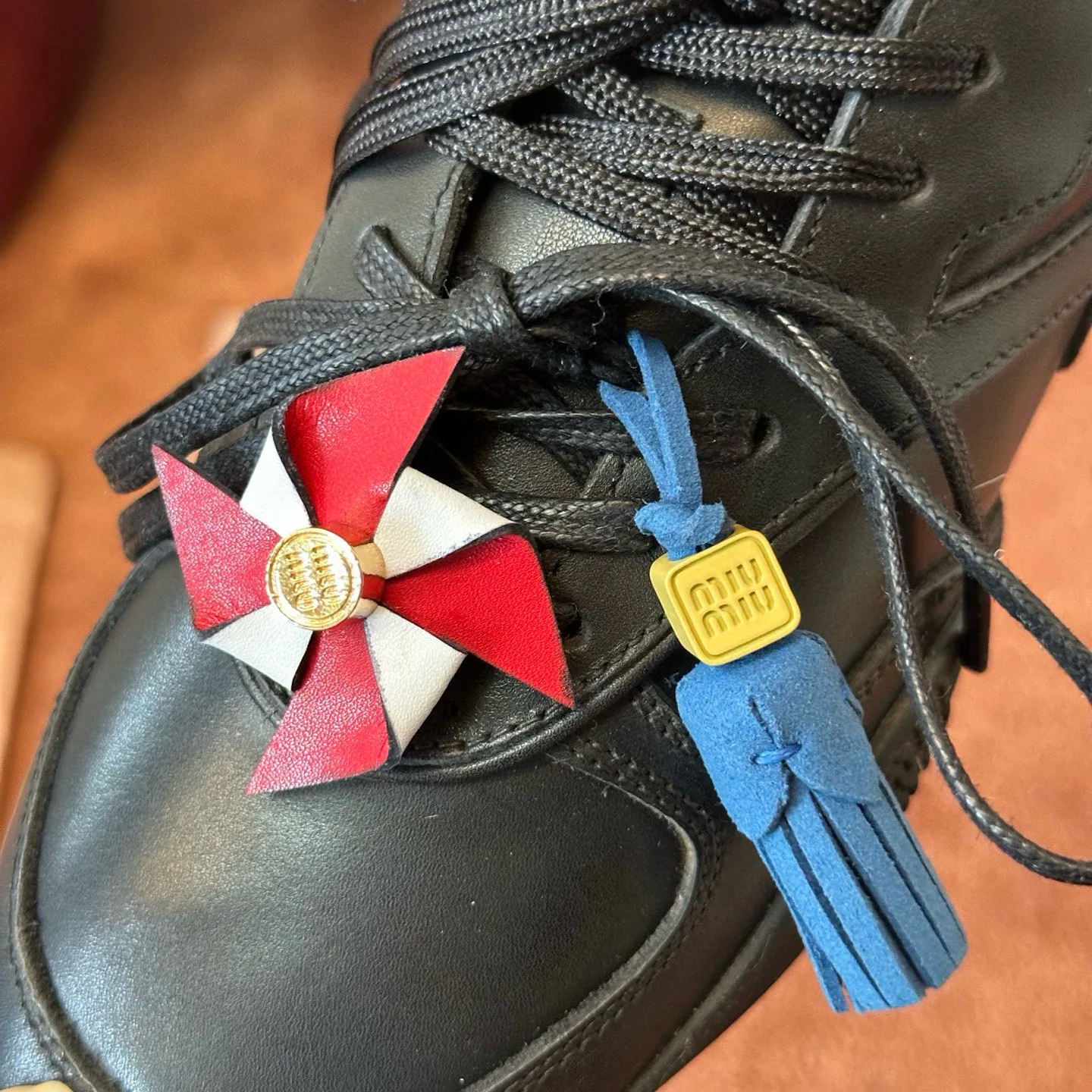 Кроссовки Женские Miu Miu 158150