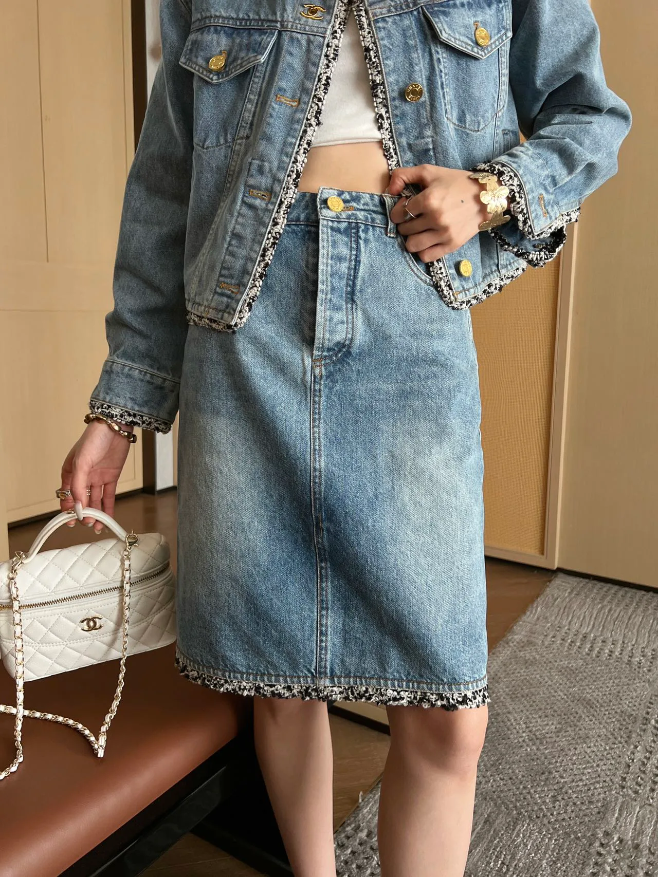 Костюмы Женские Chanel 13091363