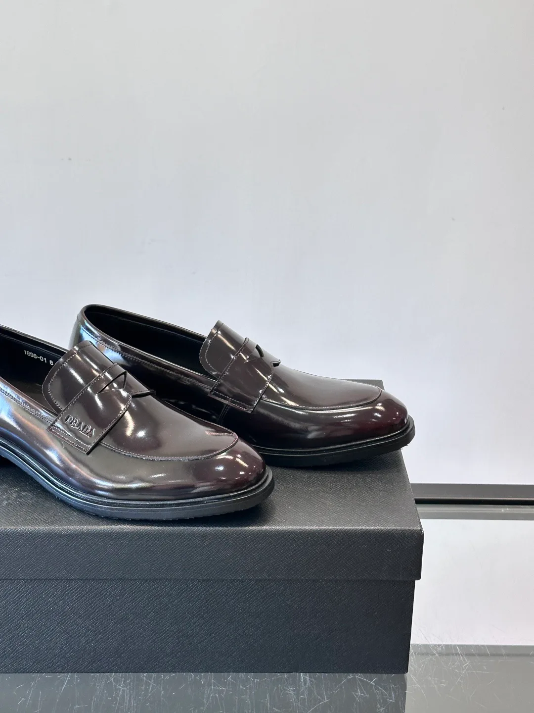 Лоферы И Туфли Мужские Prada 884587