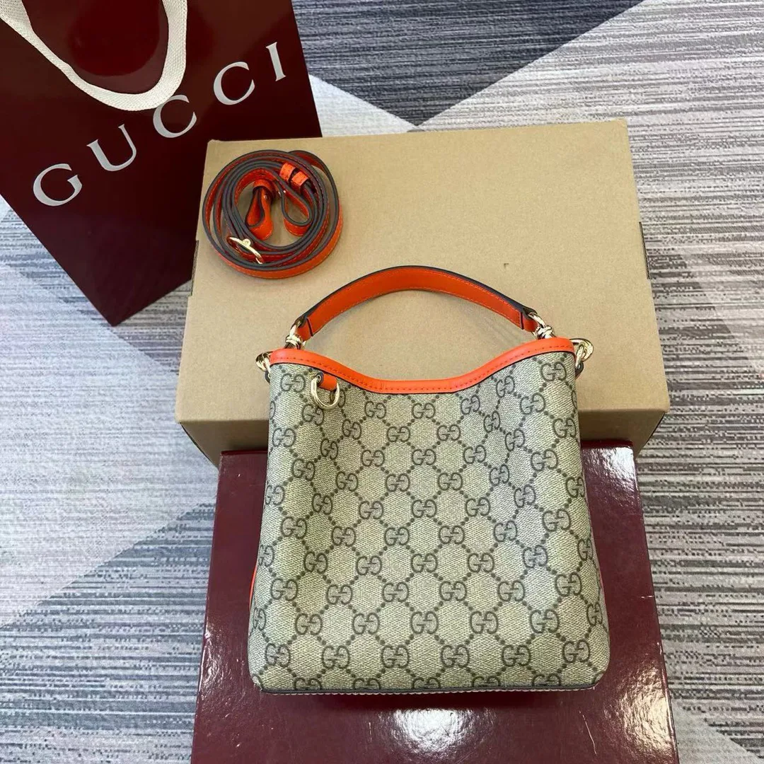 Классические Сумки Женские Gucci 11394902