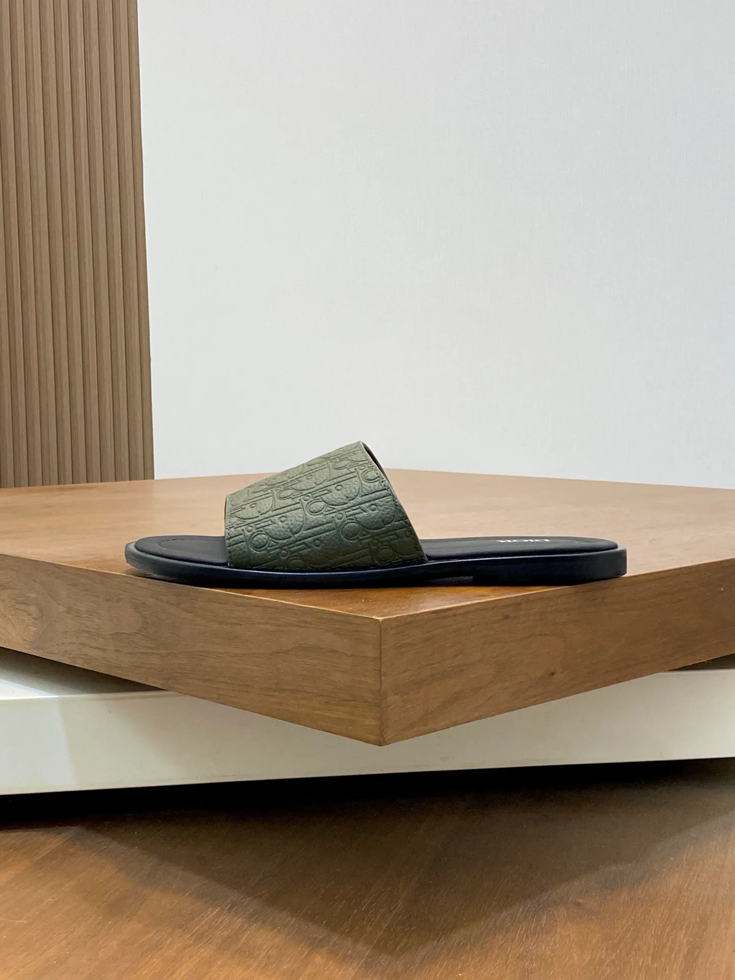 Шлепанцы Мужские Christian Dior 30878