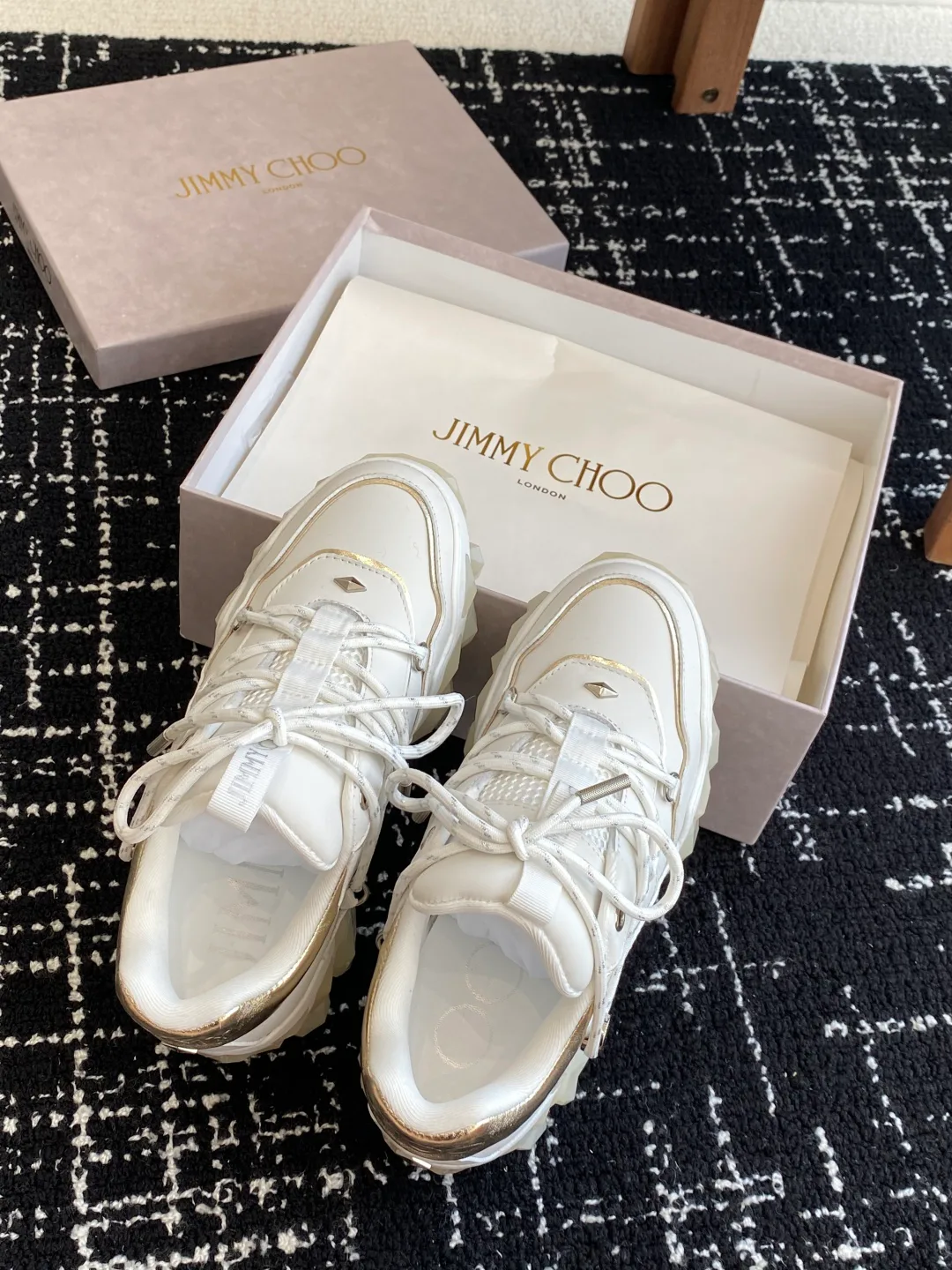 Кроссовки Женские Jimmy Choo 18408